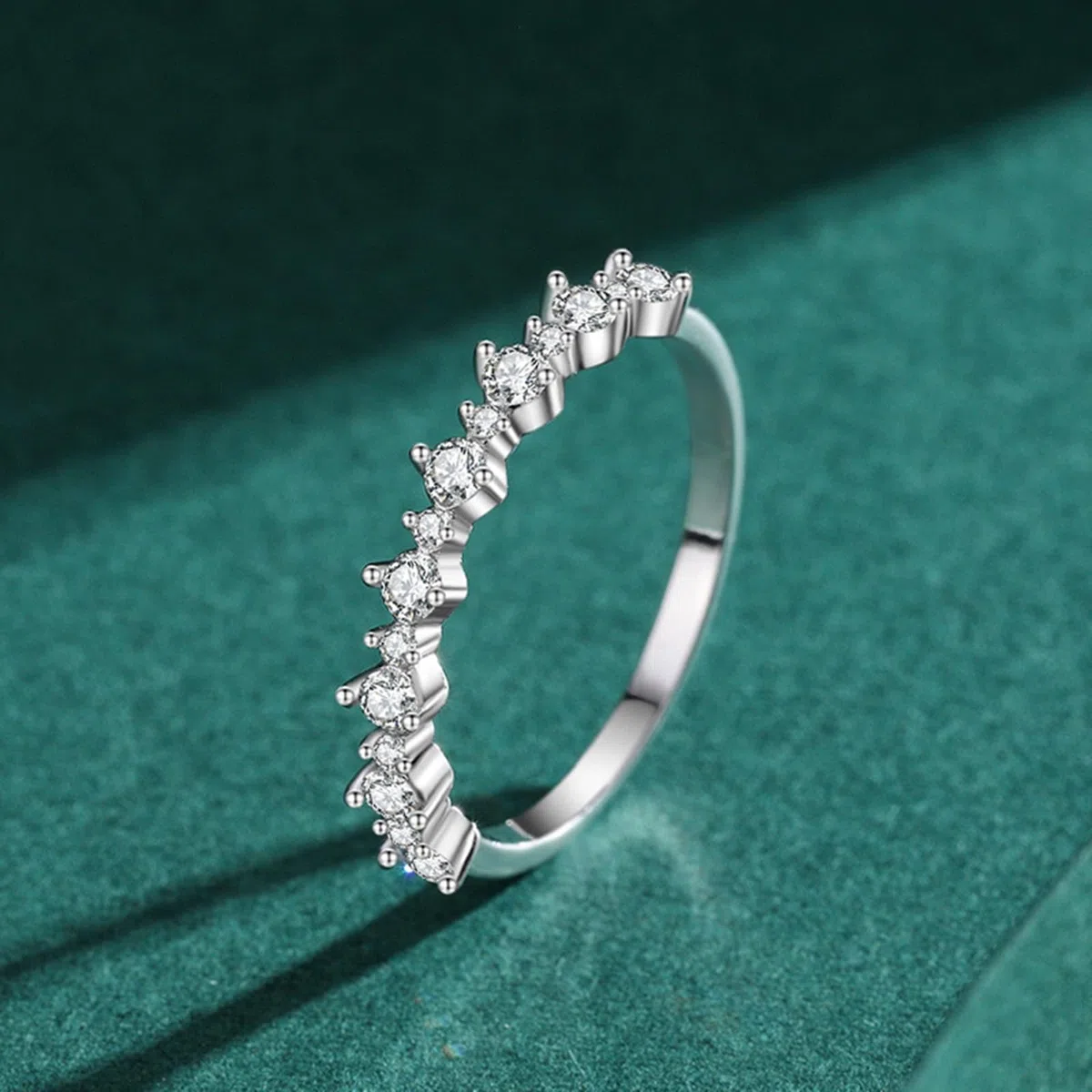 KnSam Anillo de oro blanco de 9 K/14 K/18 K, anillo apilable clásico para parejas con moissanita, anillo Au 375/585/750, oro blanco, talla 47-65