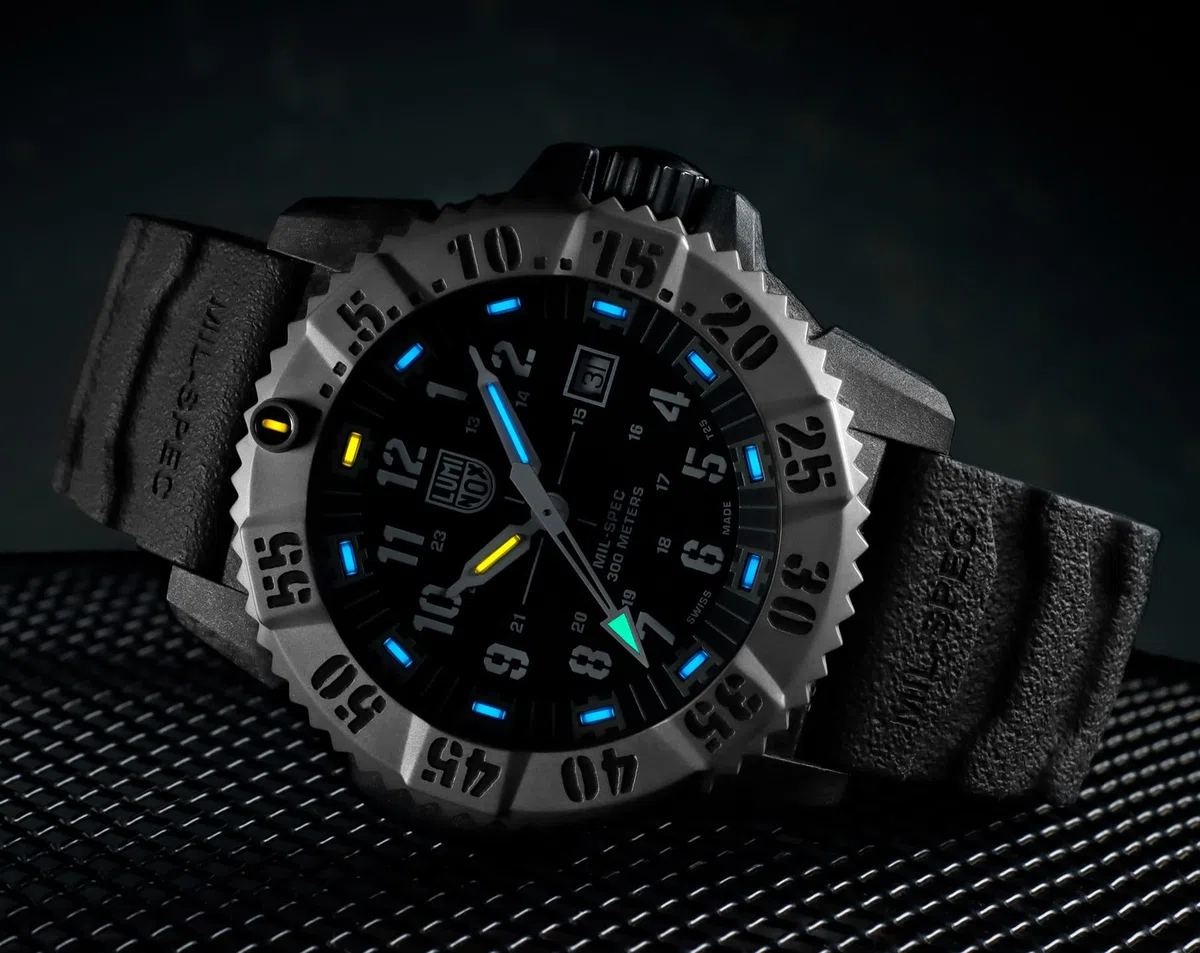 Luminox Reloj analógico de Cuarzo Suizo para Hombre con Correa de Goma XL.3351.1. Set, Negro, Correa
