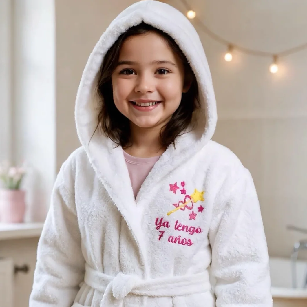 Albornoz infantil personalizable con nombre bordado - Bata de baño rizo blanco absorbente Talla 1-16