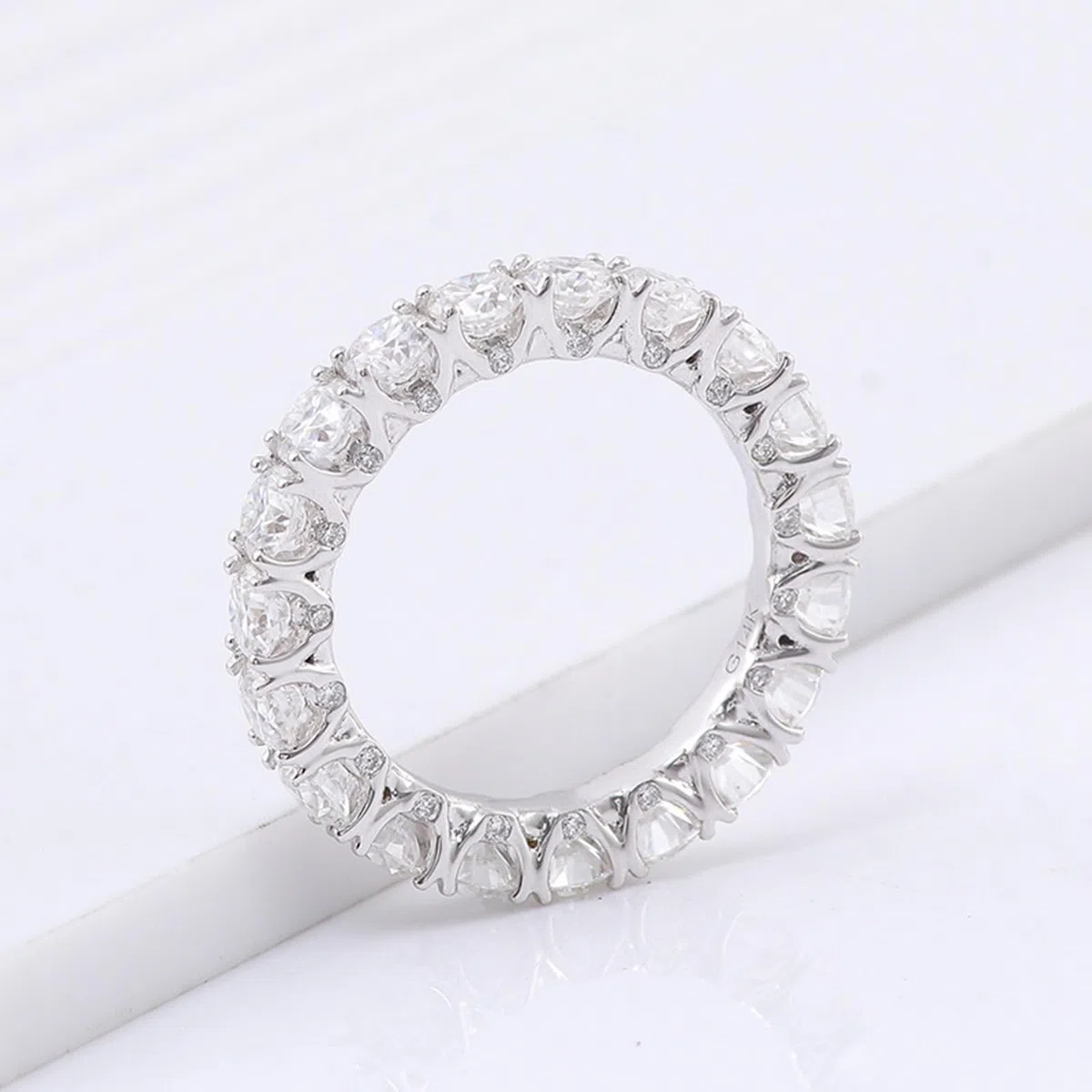 Juego de anillos vintage, anillos de boda de lujo con moissanite redondo para mujer
