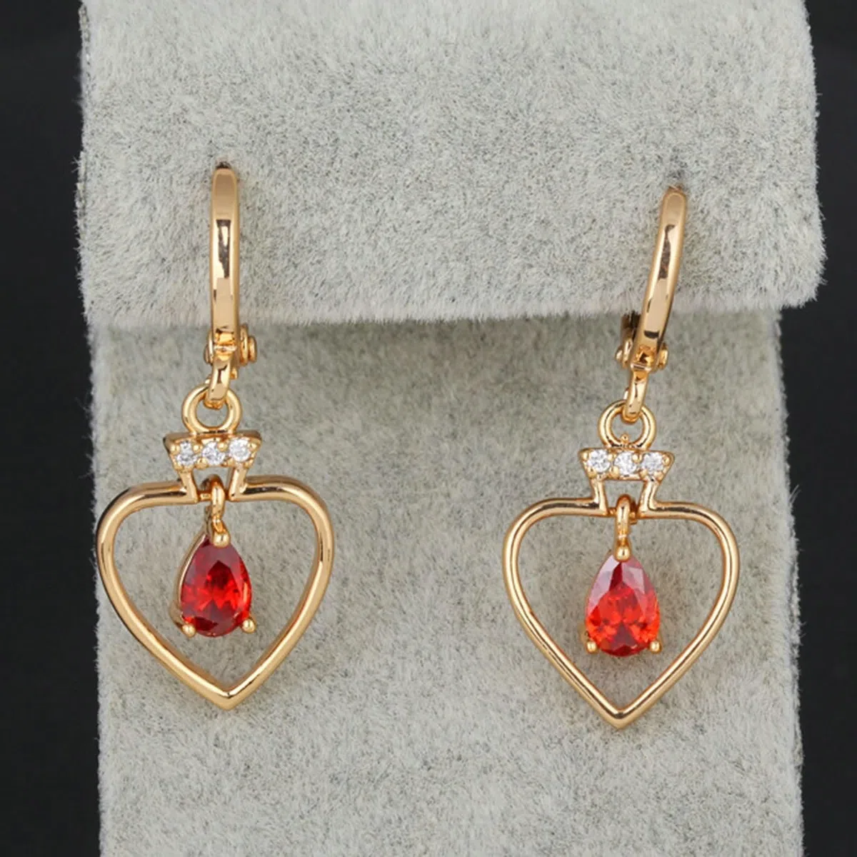 Pendientes de Oro de 9 K / 14 K / 18 K para Mujer, Corazón Hueco y Gota de Agua con Moissanita, Colgante Pendientes de Mujer Oro