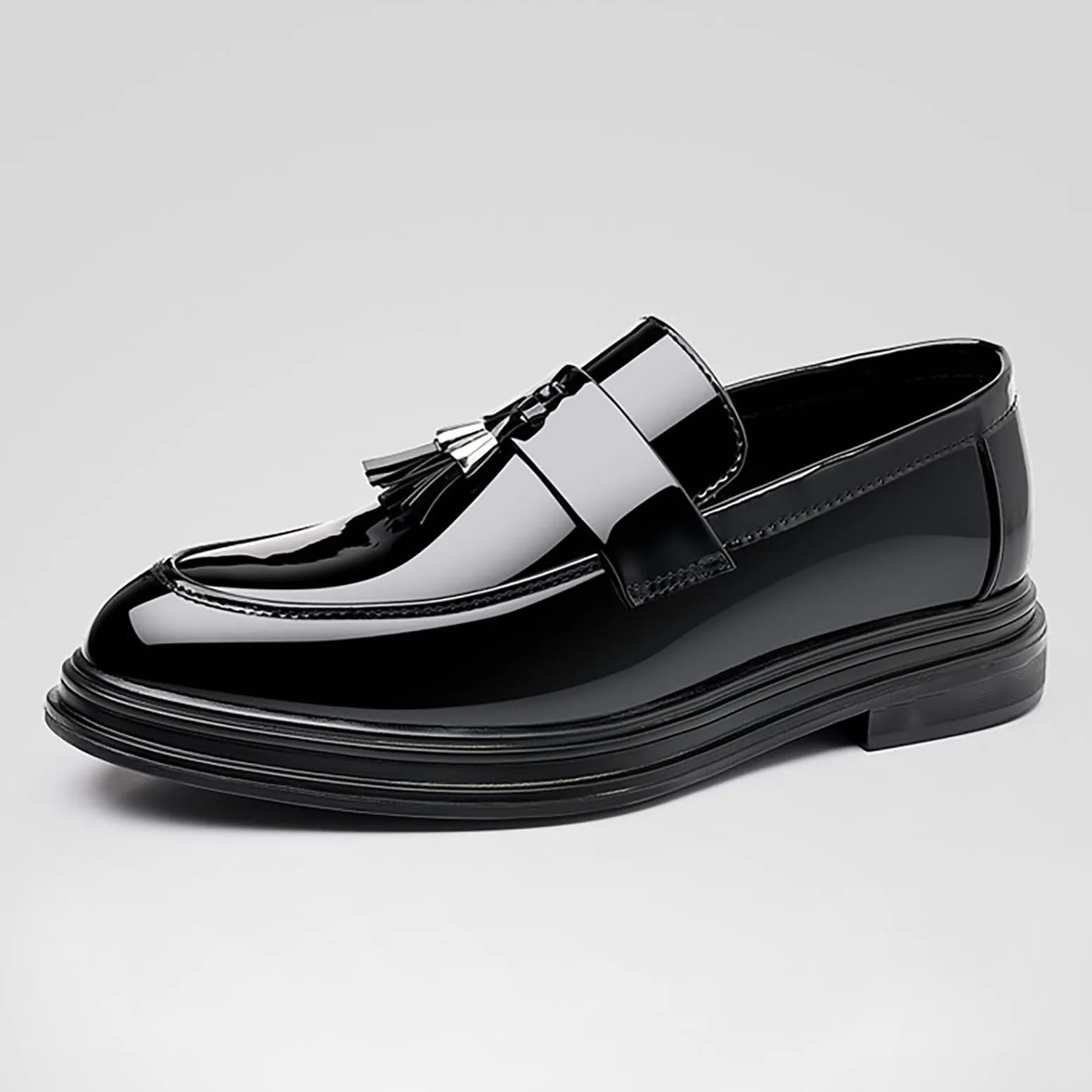 Mocasines con borlas brillantes para hombre, suela gruesa, zapatos de vestir elegantes e informales para fiestas y uso diario