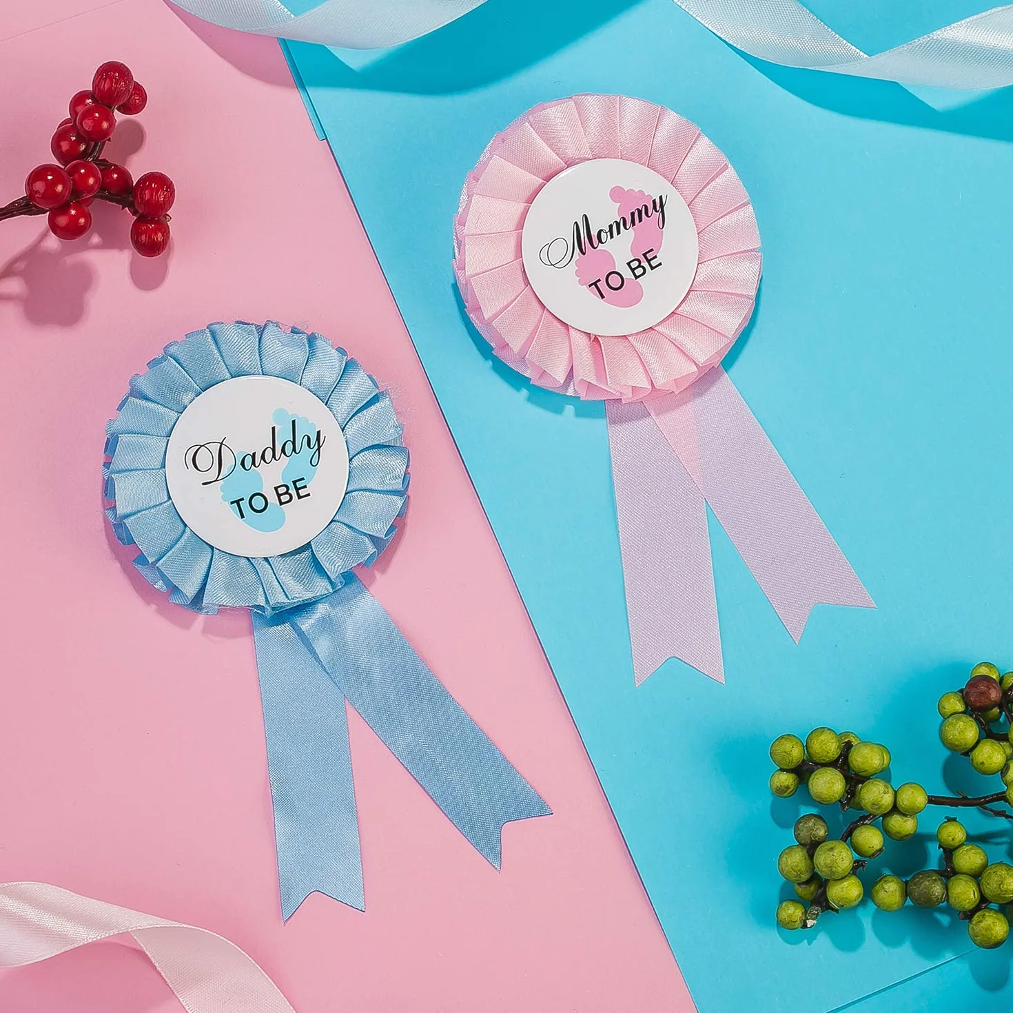 Daddy and Mommy to Be Badge Decoración con lazo para regalo de papá nuevo, mamá, hojalata roseta insignia pin botón género aguja para nacimiento niña niño baby shower decoración de fiesta (rosa azul)