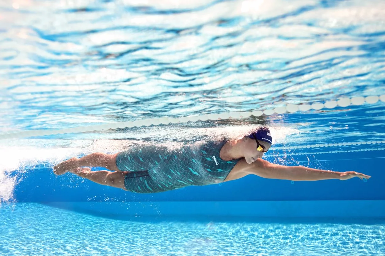 arena Powerskin ST Next Bañador de Una Pieza para Mujer Competición Homologado FINA Tejido Reciclado