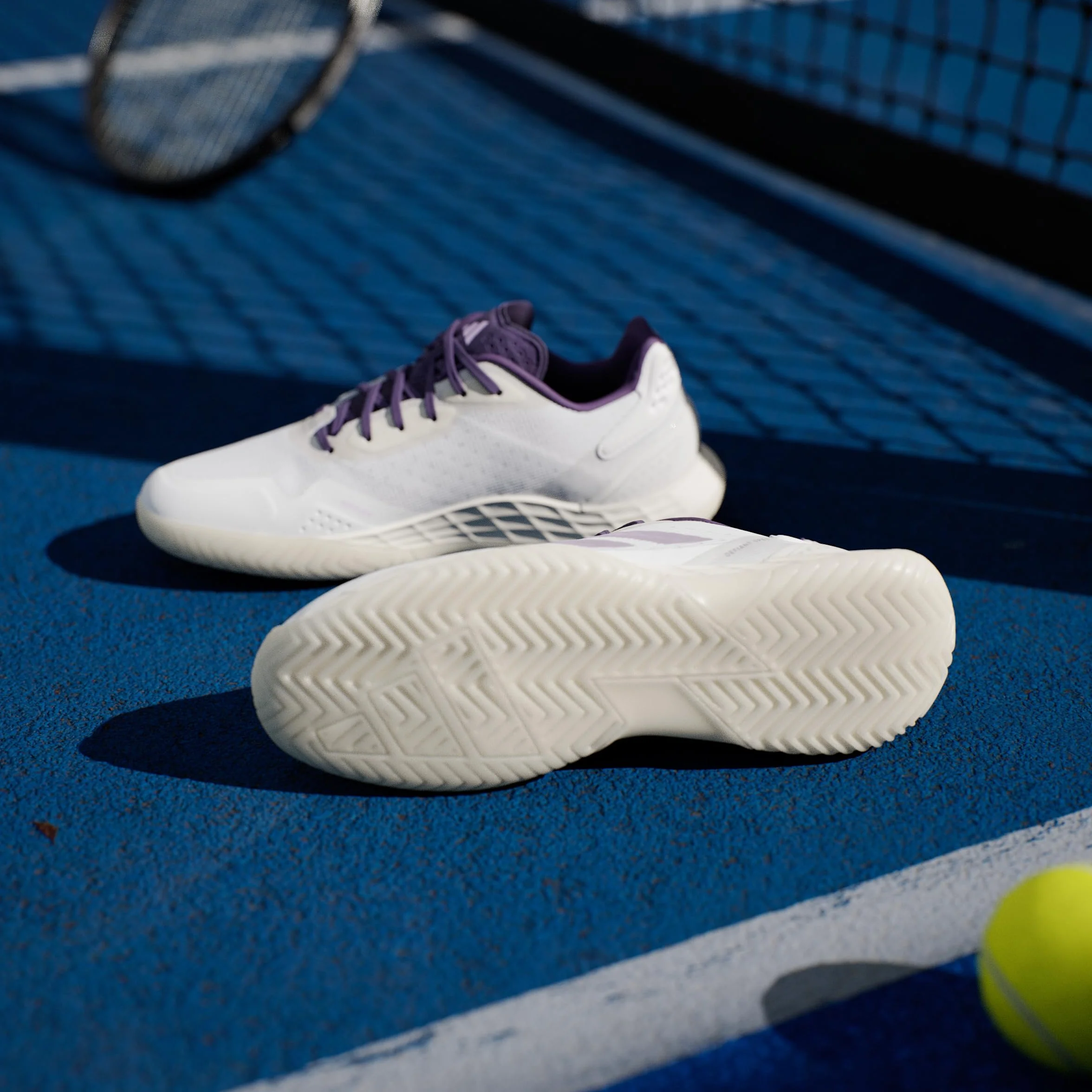 adidas Women's Defiant Speed 2 Tennis Shoes