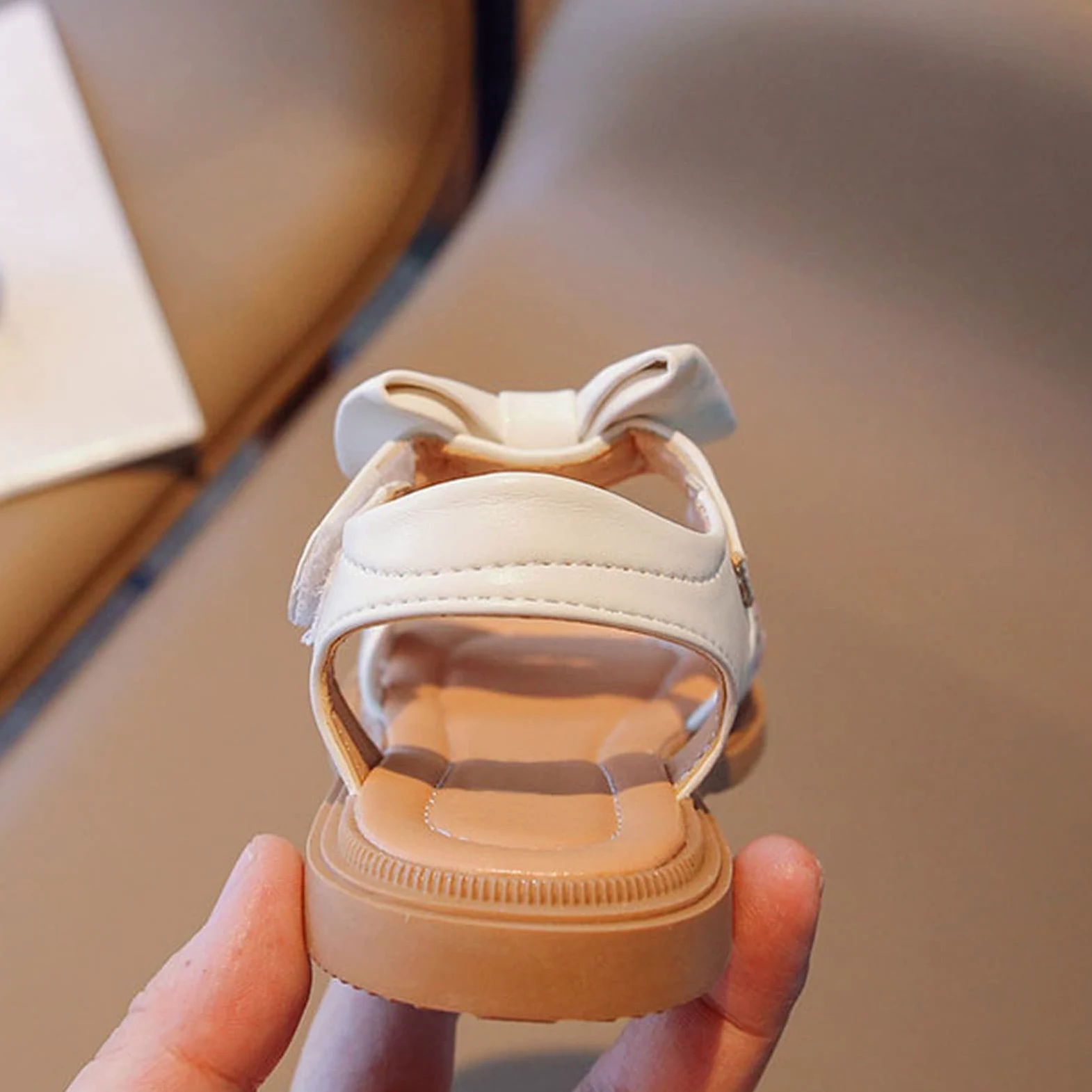 YHQZNLXQ Generisch Sandalias para Niñas Verano Bebé Niñas Zapatos De Princesa Suela Suave Zapatos Romanos Bordados