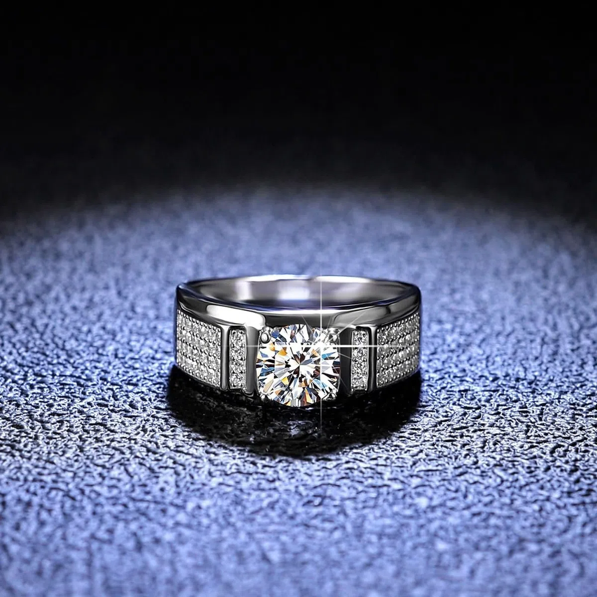 Anillo de plata para hombre, estrecho, redondo, con moissanite de 1 ct, plata de 14 quilates, oro blanco de 14 quilates, talla 53 (16,9)