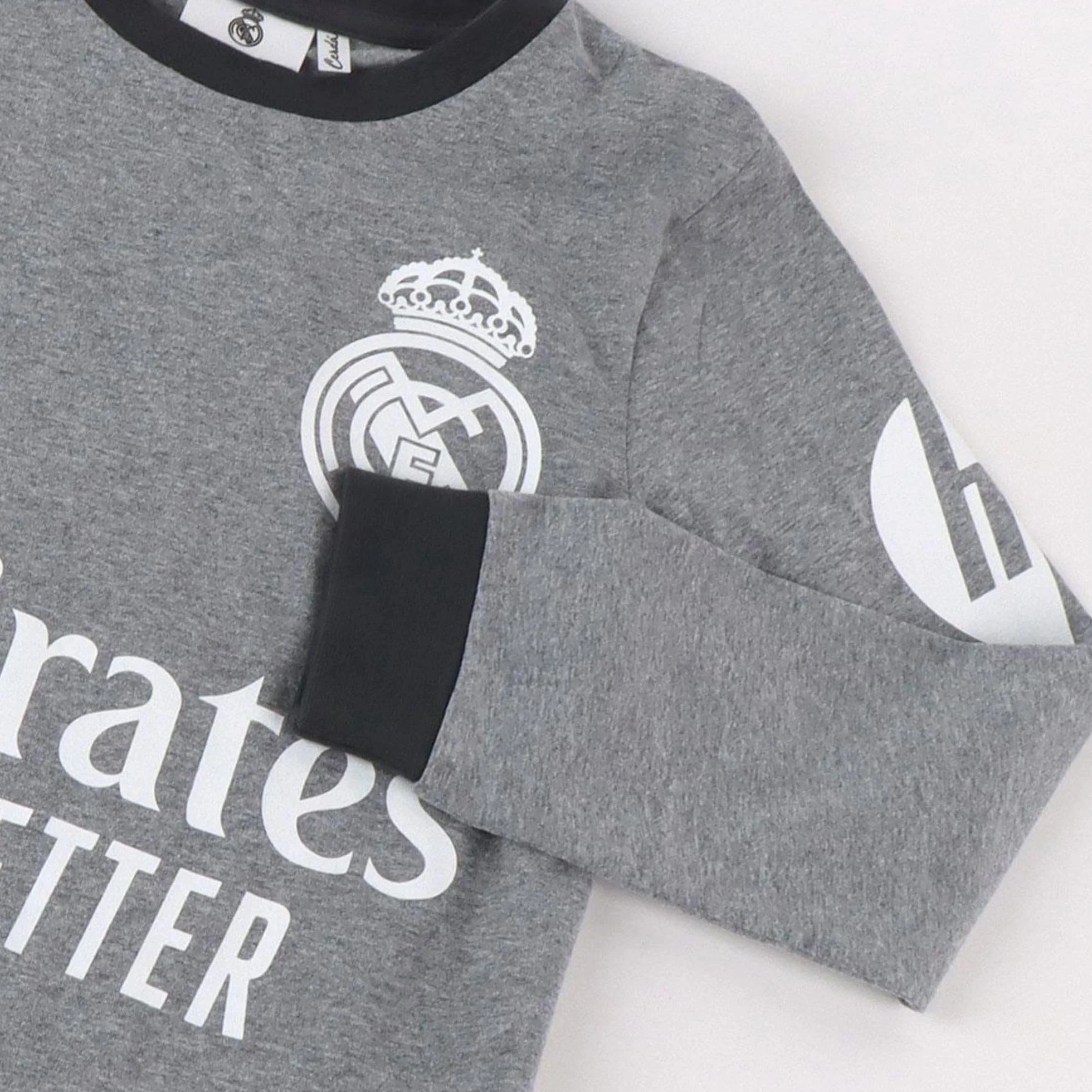Pijama Largo Real Madrid Niño Conjunto Oficial Dormir Infantil Manga Larga Pantalón Escudo Colores Club