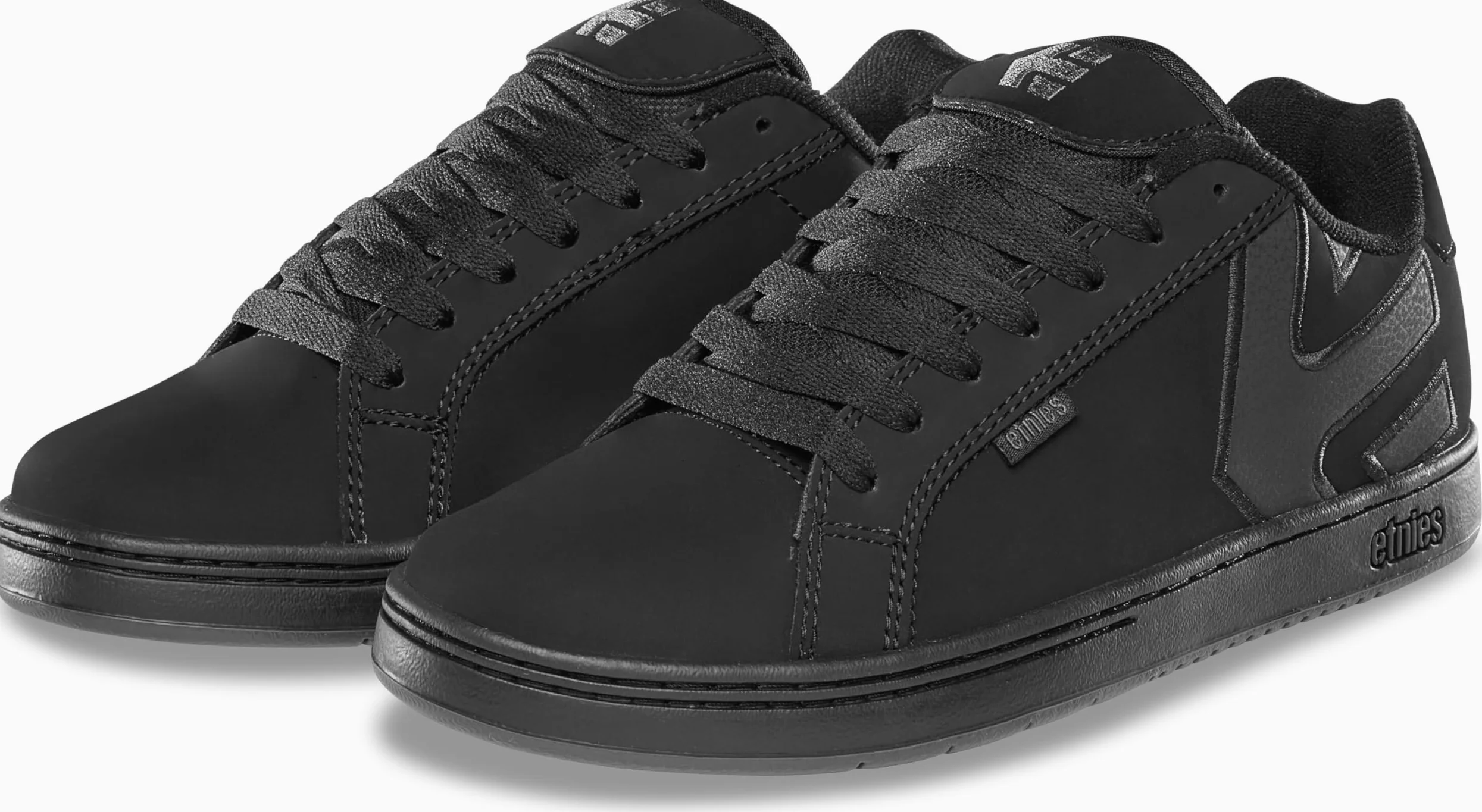 etnies Fader – Estilo Heritage clásico de Skate con Look abultado a la Moda, Cupsole Reforzada, Ajuste Acolchado, Zapatillas para el día a día