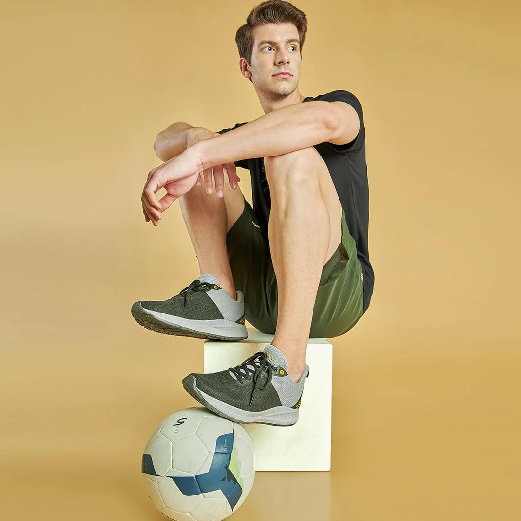 AVANT Zapatillas Racer para correr y entrenar para hombre, suela de EVA, plantilla de goma natural EVA, malla superior de punto, Olive/L.Grey, 8 UK