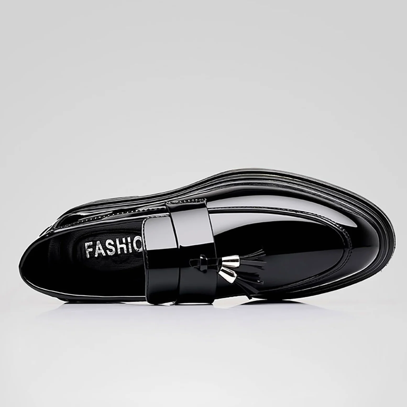 Mocasines con borlas brillantes para hombre, suela gruesa, zapatos de vestir elegantes e informales para fiestas y uso diario