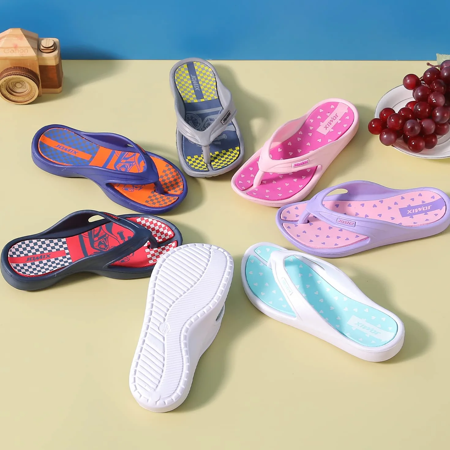 JOMIX Chanclas Niños Piscina Chanclas Niña Unisexo Niños Sandalias Verano Playa Mar Baño Ducha Chanclas de Dedo de Goma EVA Comodas