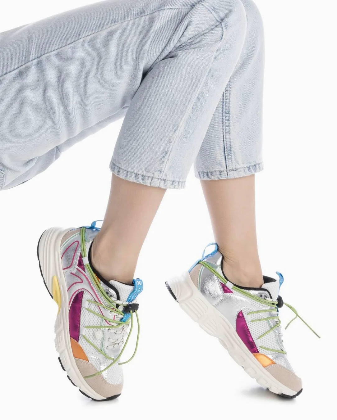 XTI - Zapatilla Mujer - Calzado Cómodo y Versátil - Moda Casual