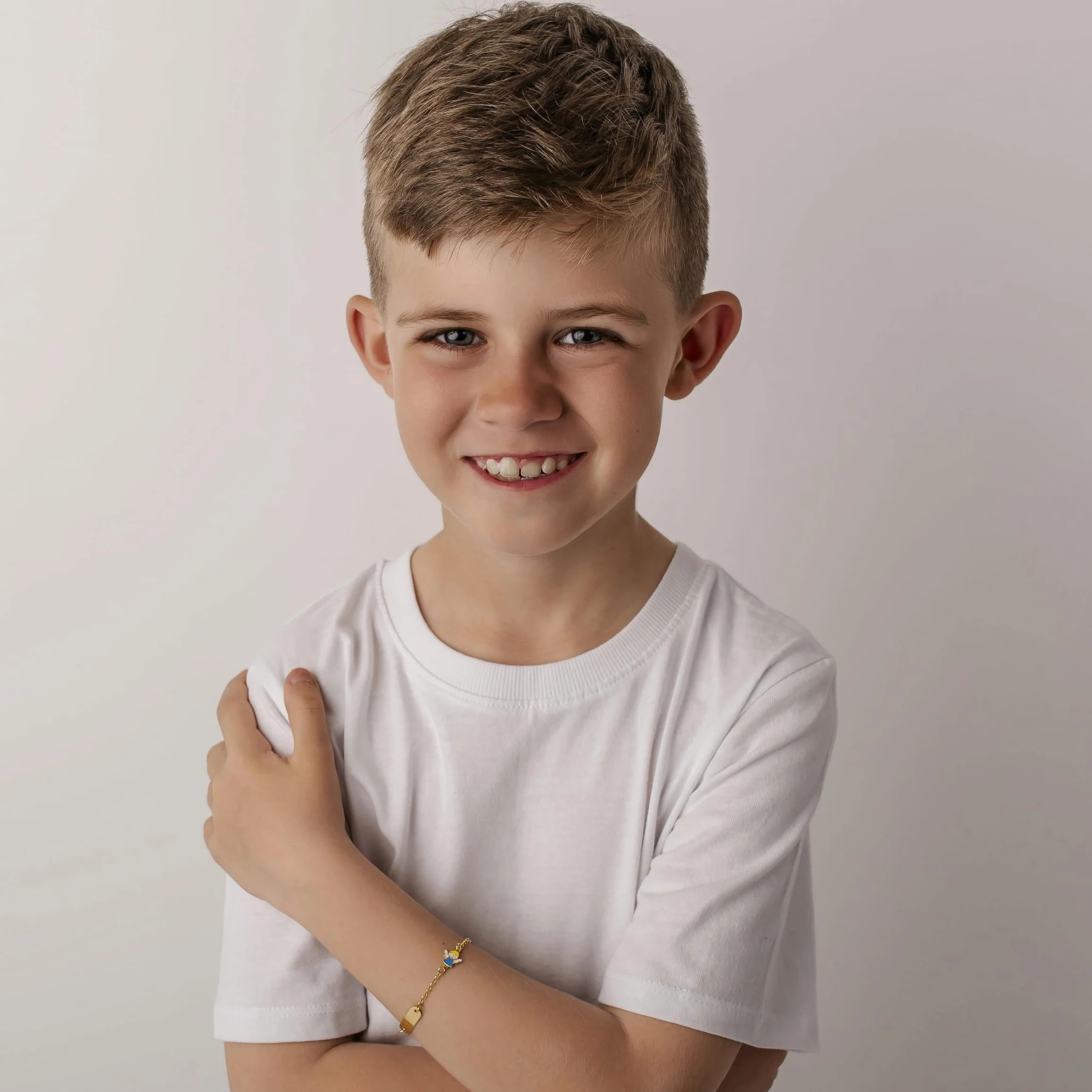Sakrami Pulsera Bebé Plata de Ley 925 Placa con Nombre Personalizada y Ángel Esmaltado Azul Colección Niños + Caja de Regalo Personalizada - Pulsera de Nacimiento, Comunión o Bautizo