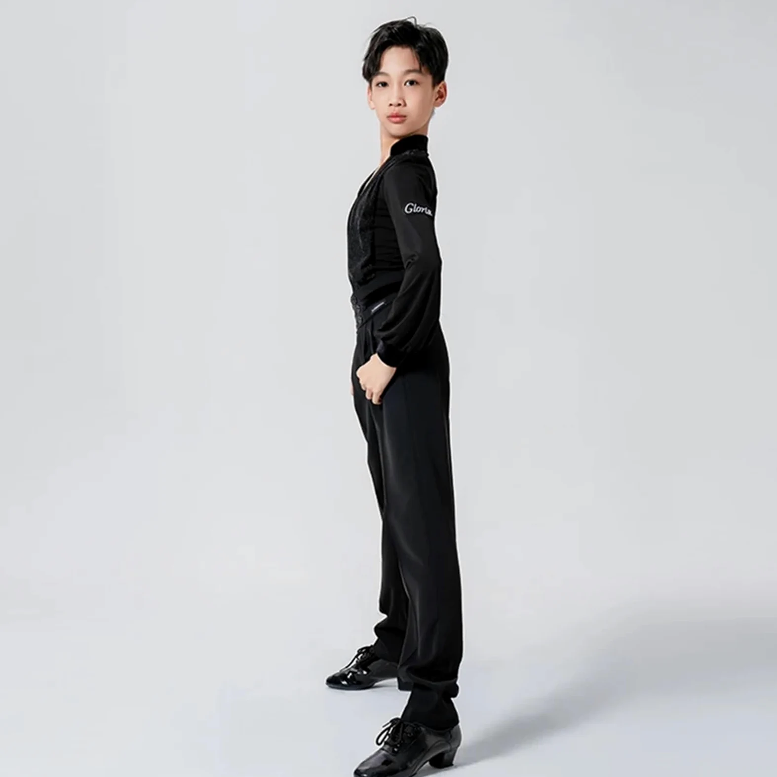 Latin Dance Costume Boy's Black Mesh V-Neck Tops Rumba Samba Practice Set Children's Ballroom Cha Competition Wear para Hombre, Salsa, Jazz, Danza(Black Tops-Pants,XXS)
