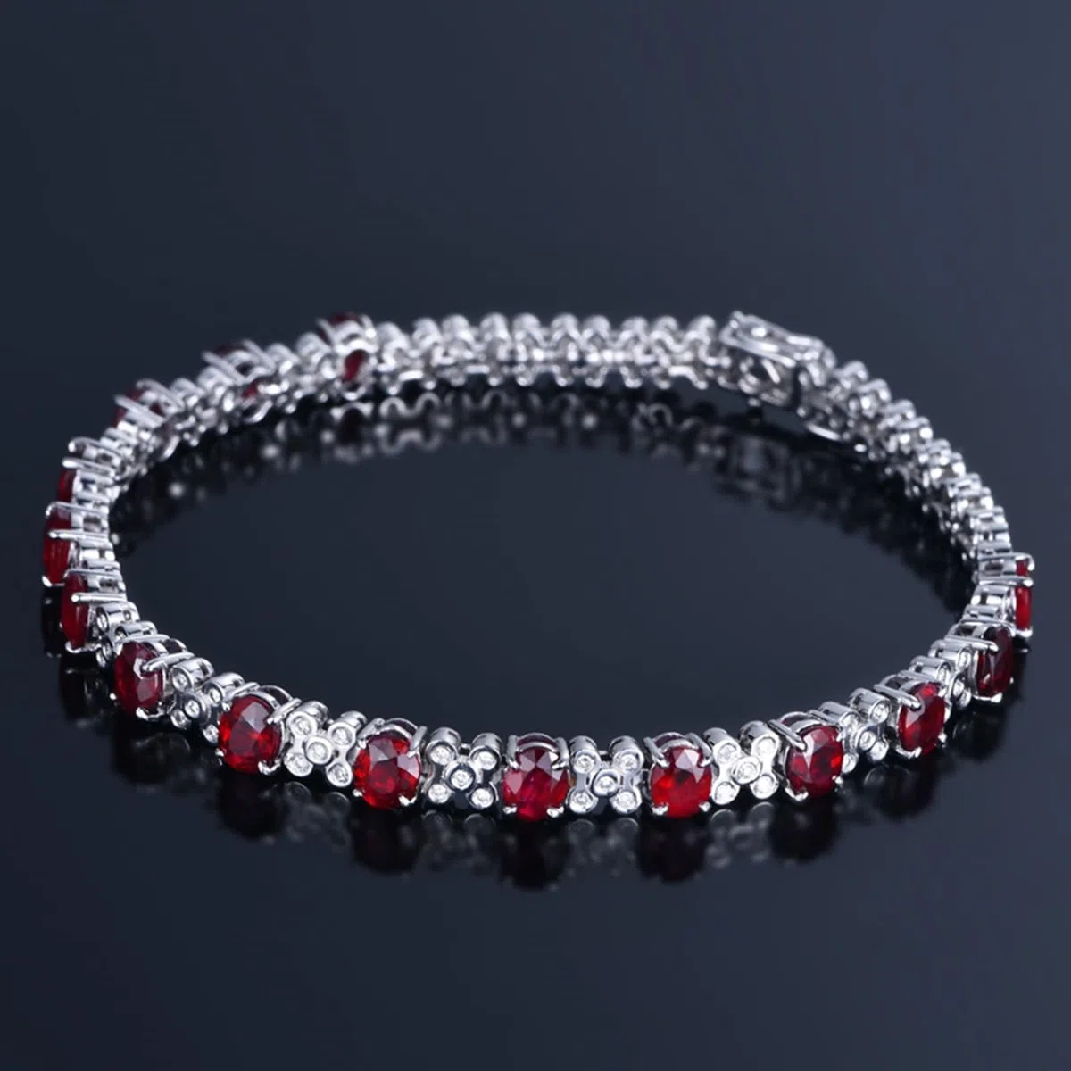 Pulsera de Oro Blanco Mujer 9 K / 14 K / 18 K, Flor y Oval con Rubí Creado de 6 ct y Diamante, Cadena 16 CM, Pulsera Mujer de Plata Rojo