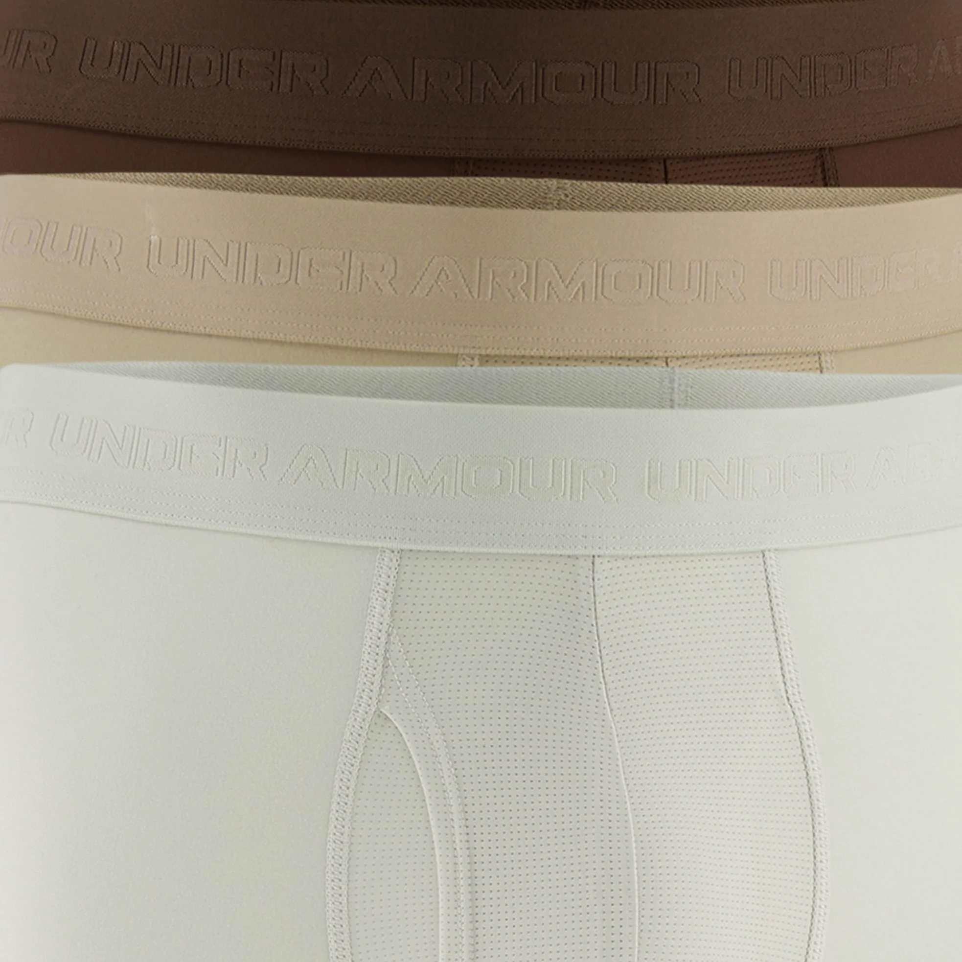 Under Armour Pack de 3 Bóxers Tech Performance para Hombre, Largo de Pierna de 15 cm – Transpirable, Absorbe la Humedad, Tacto Suave, Comodidad Todo el Día