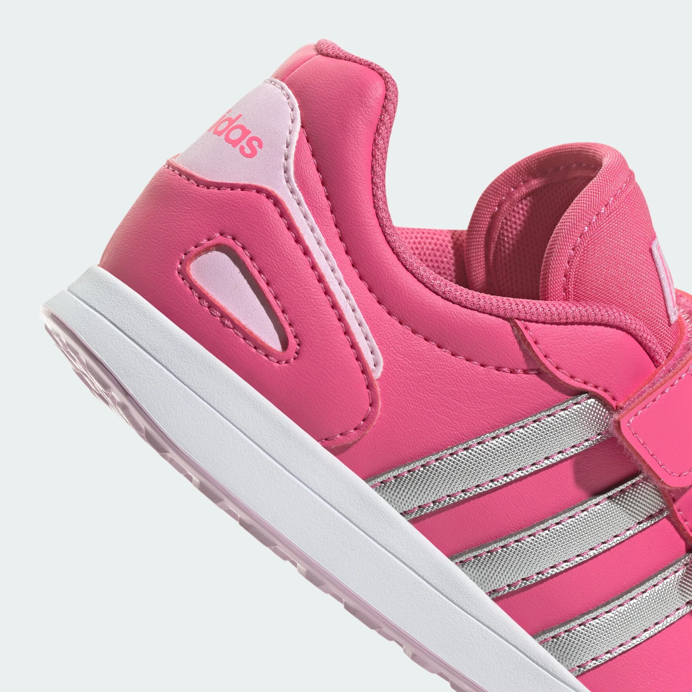 adidas Vs Switch 3 Lifestyle Running Hook and Loop Strap Shoes Zapatillas para correrUnisex niños