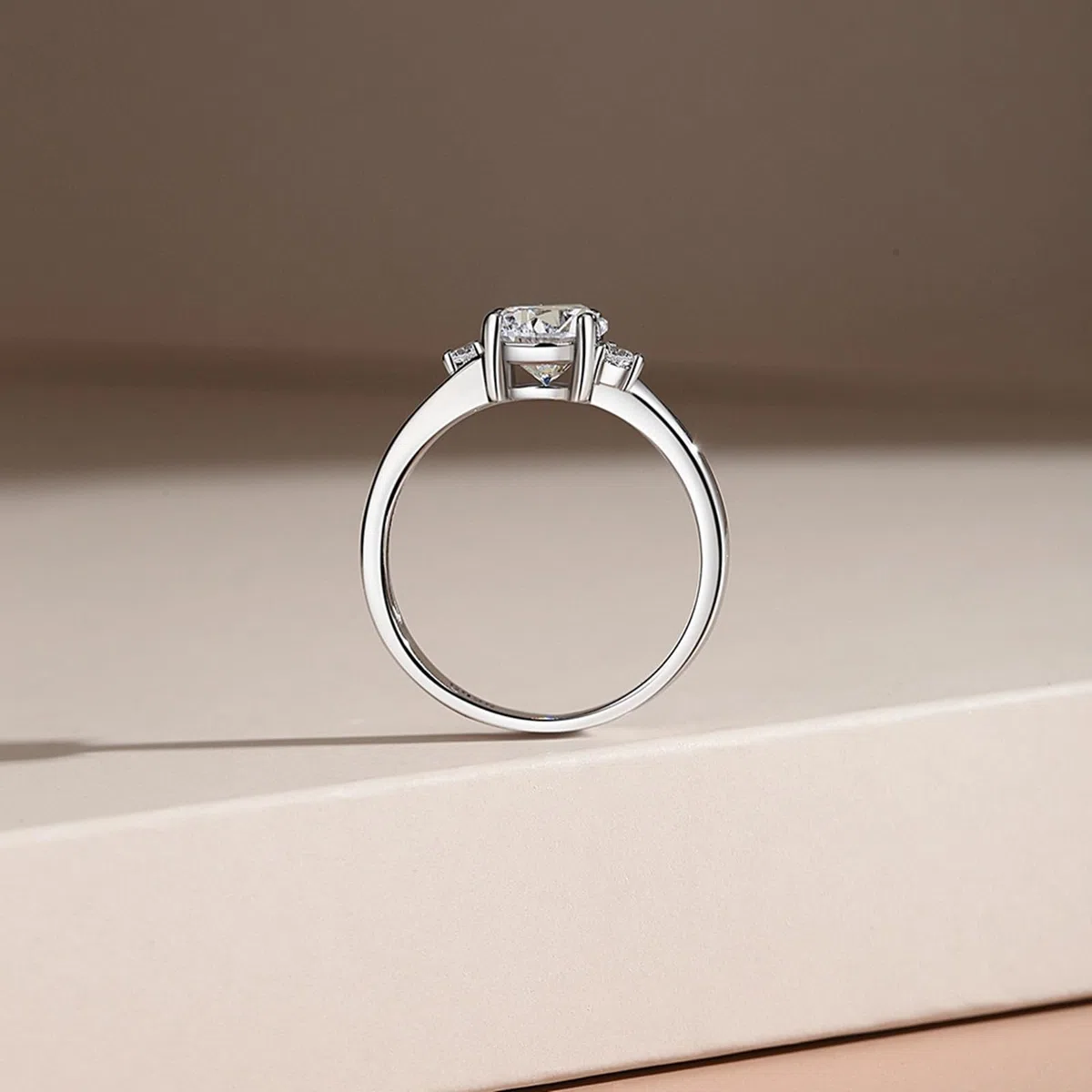Moissanite Anillo para mujer de oro auténtico, anillo de compromiso, oro blanco, elegante anillo de boda con 1 ct Moissanite Bandringe Gold Ehebandring para mujeres