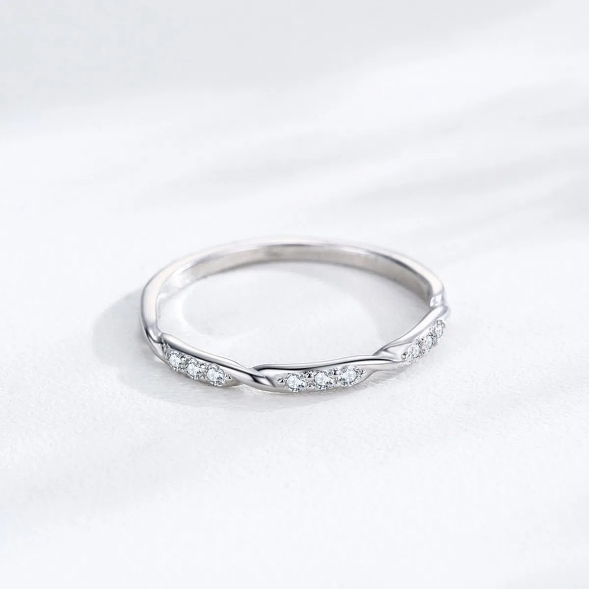 Joyas Anillos Mujer Anillos Mujeres Pequeños Dedos Clásicos Diseño Trenzado con Diamantes Redondos Oro Blanco 14K Talla 54 (17.2)