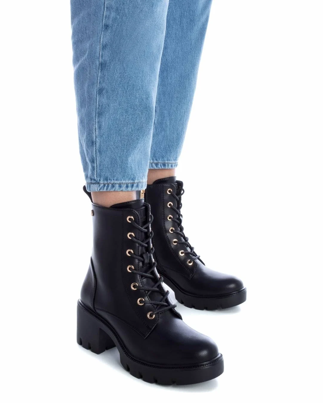 XTI - Botín Mujer - Calzado Cómodo y Versátil - Moda casual