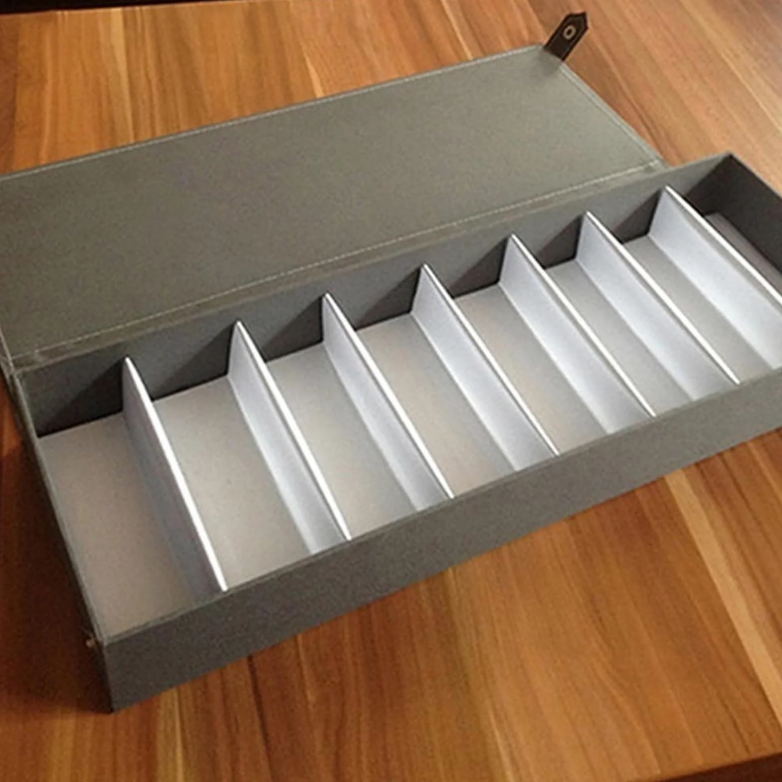 Organizador Para Gafas De Sol Organizador de gafas de 8 rejillas, caja de almacenamiento de gafas con carcasa dura, soporte de almacenamiento de gafas de sol de tela Oxford, caja de exhibición de cris