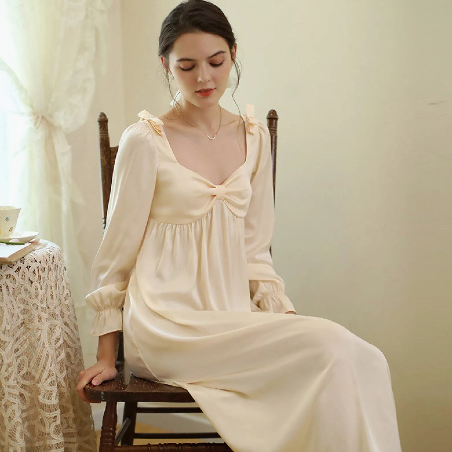 OFFSUM Camisón De Pijama De Mujer - Camisón De Seda Elegante con Cuello En V para Primavera Y Otoño Camisón Vintage De Princesa con Lazo Dulce Ropa De Salón De Talla Grande