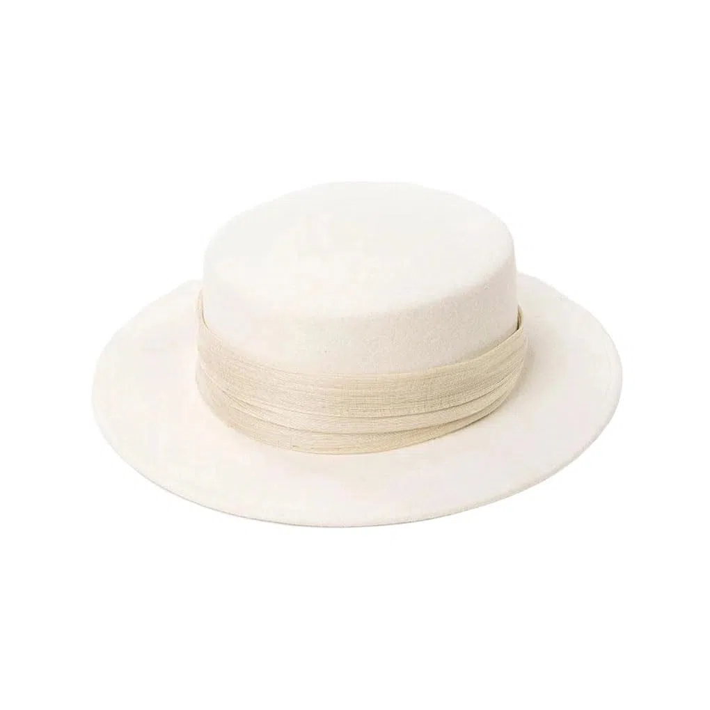 Sombrero plano de fieltro de lana con cinta de lino para exteriores