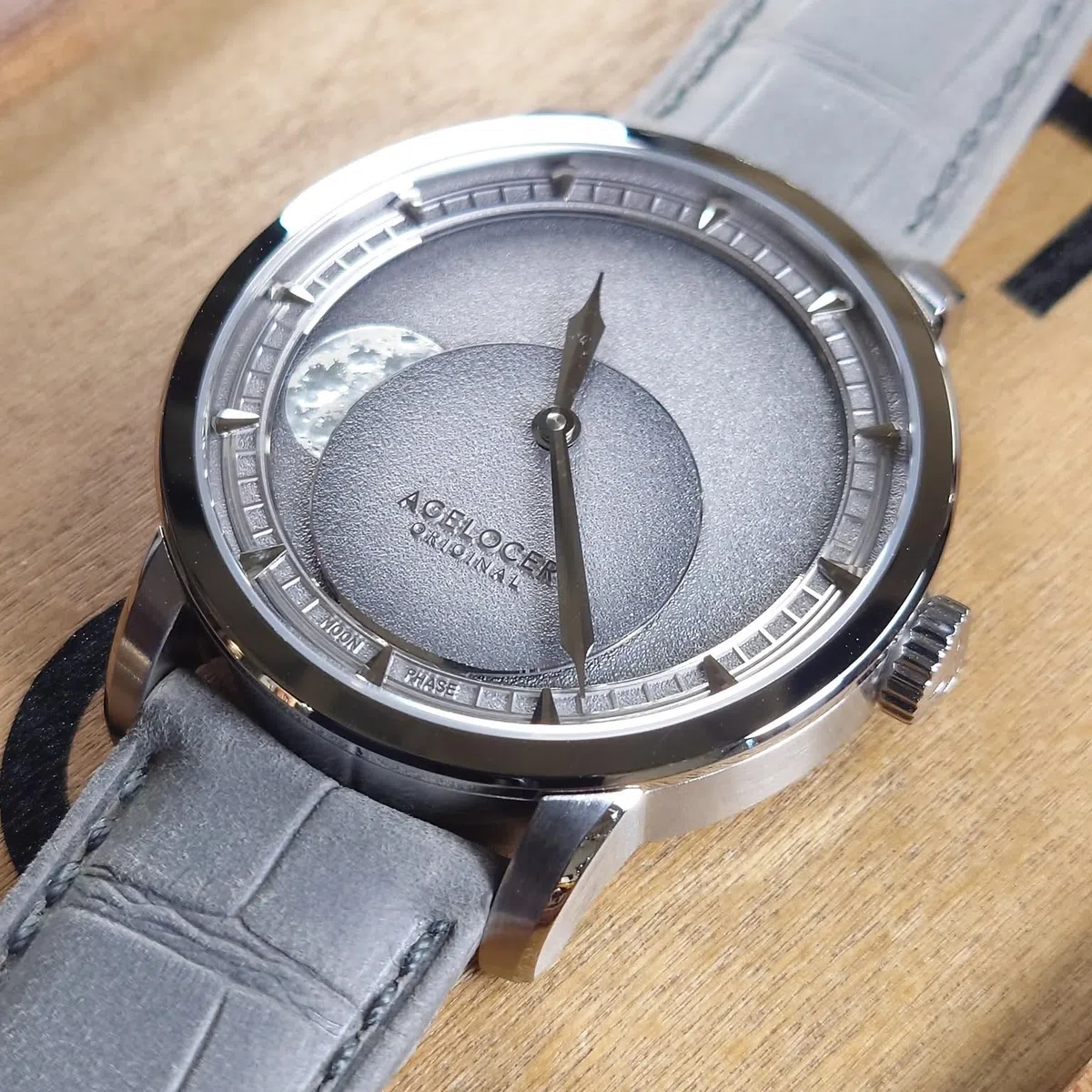 agelocer Reloj mecánico automático para hombre, esfera de módulo de fase lunar de precisión de 29.51 días, cristal de zafiro, reserva de energía de 80 horas, luminoso, relojes de negocios para hombre