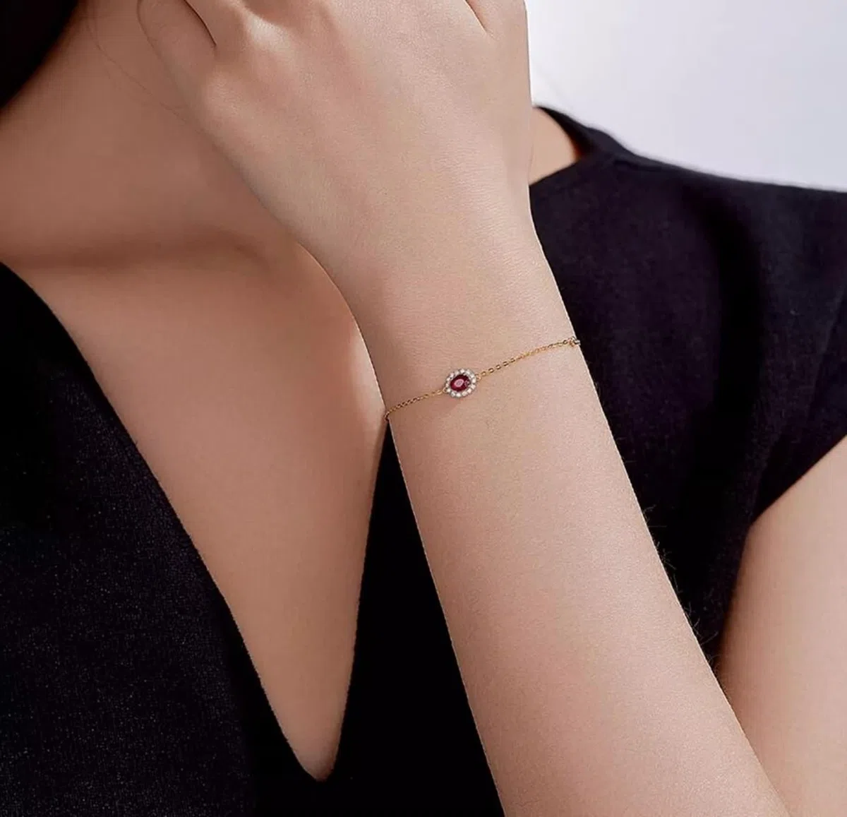 Pulsera para Mujer de Oro 9 K / 14 K / 18 K, Oval con Rubí de 0,3 ct y Diamante, Cadena Extensible 16 CM + 5 CM, Pulsera Oro Ajustable Mujer