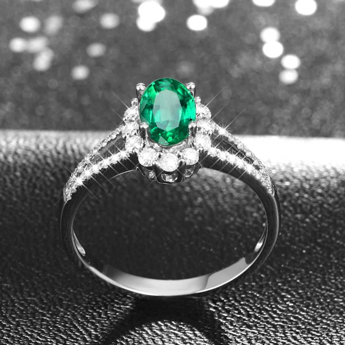 Anillo de compromiso para mujer de platino, anillos de promesa de boda con esmeralda ovalada de 1 ct y moissanita 0,39 quilates, tamaño H 1/2-V 1/2, 61 (19.4), Platino, Esmeralda sintética