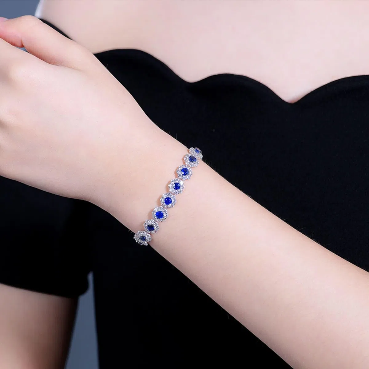 Pulseras Mujer Oro Blanco 9Kt / 14Kt / 18Kt, Flor y Redondo con Zafiro Creado de 7,7 ct y Diamante, Cadena 16 CM, Pulsera de Mujer Plata Azul