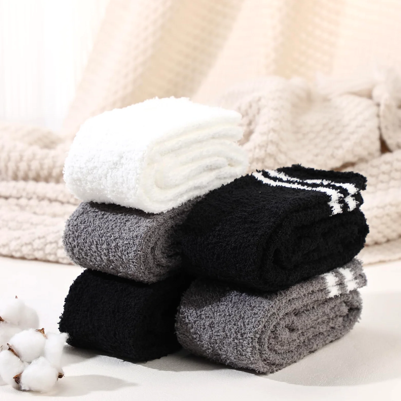 Geyoga 5 pares de calcetines altos hasta el muslo para mujer, calcetines mullidos, cálidos, gruesos, cómodos, suaves, mullidos, acogedores, calcetines de felpa de invierno para mujeres y hombres, ropa