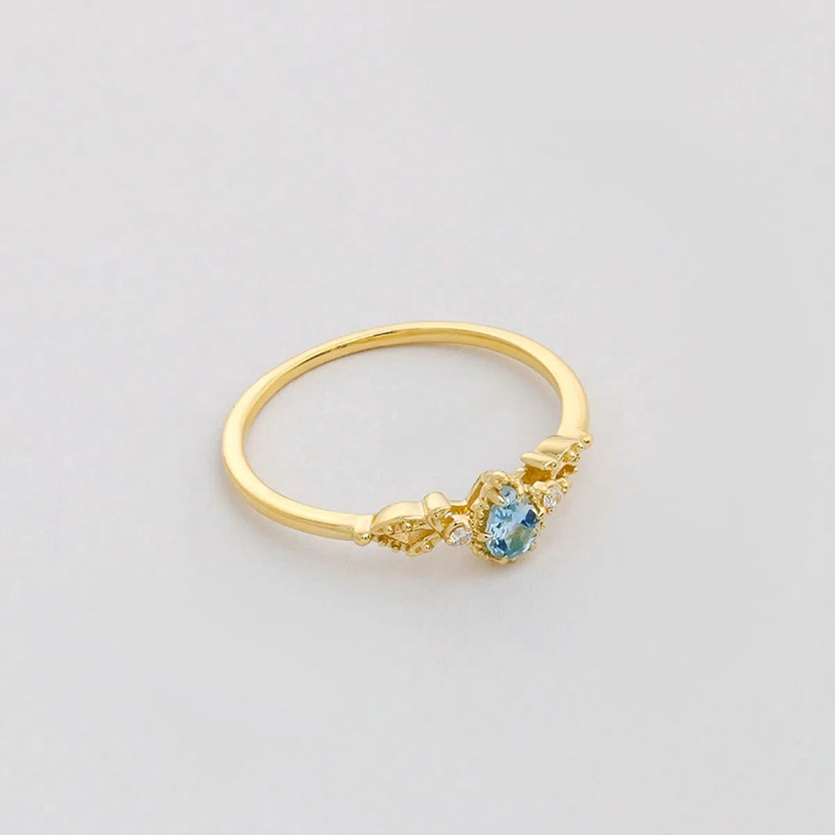 Alianzas de boda de oro amarillo de 9 K/14 K/18 K con gotas azul claro, lagrima