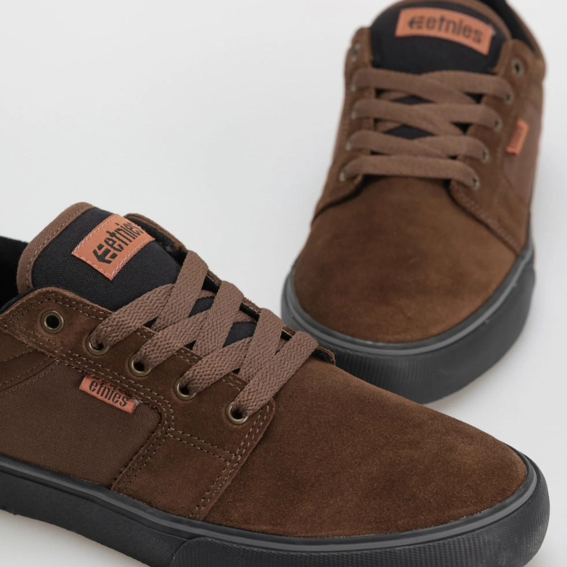 Etnies Barge LS Skate ShoeHombre