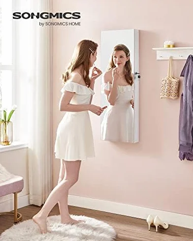 SONGMICS Armario Joyero, Espejo Joyero Montado en la Pared o en la Puerta, Espejo Colgante con Cerradura, 2 Organizadores de Maquillaje de Plástico Extraíbles, Idea de Regalo, Blanco JJC001W01