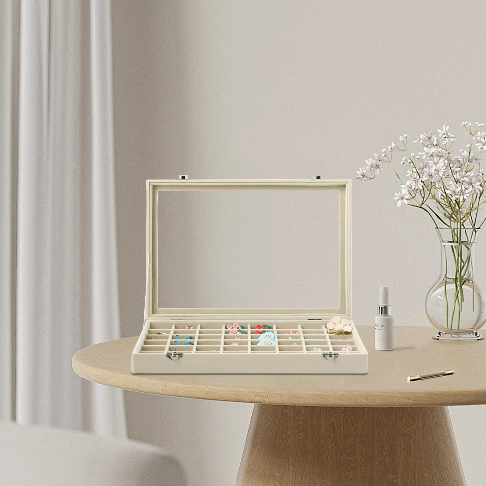Frebeauty Bandeja para joyas con 48 compartimentos, soporte ajustable para pendientes con tapa de cristal, cajón de terciopelo, organizador de joyas para anillos (Beige)