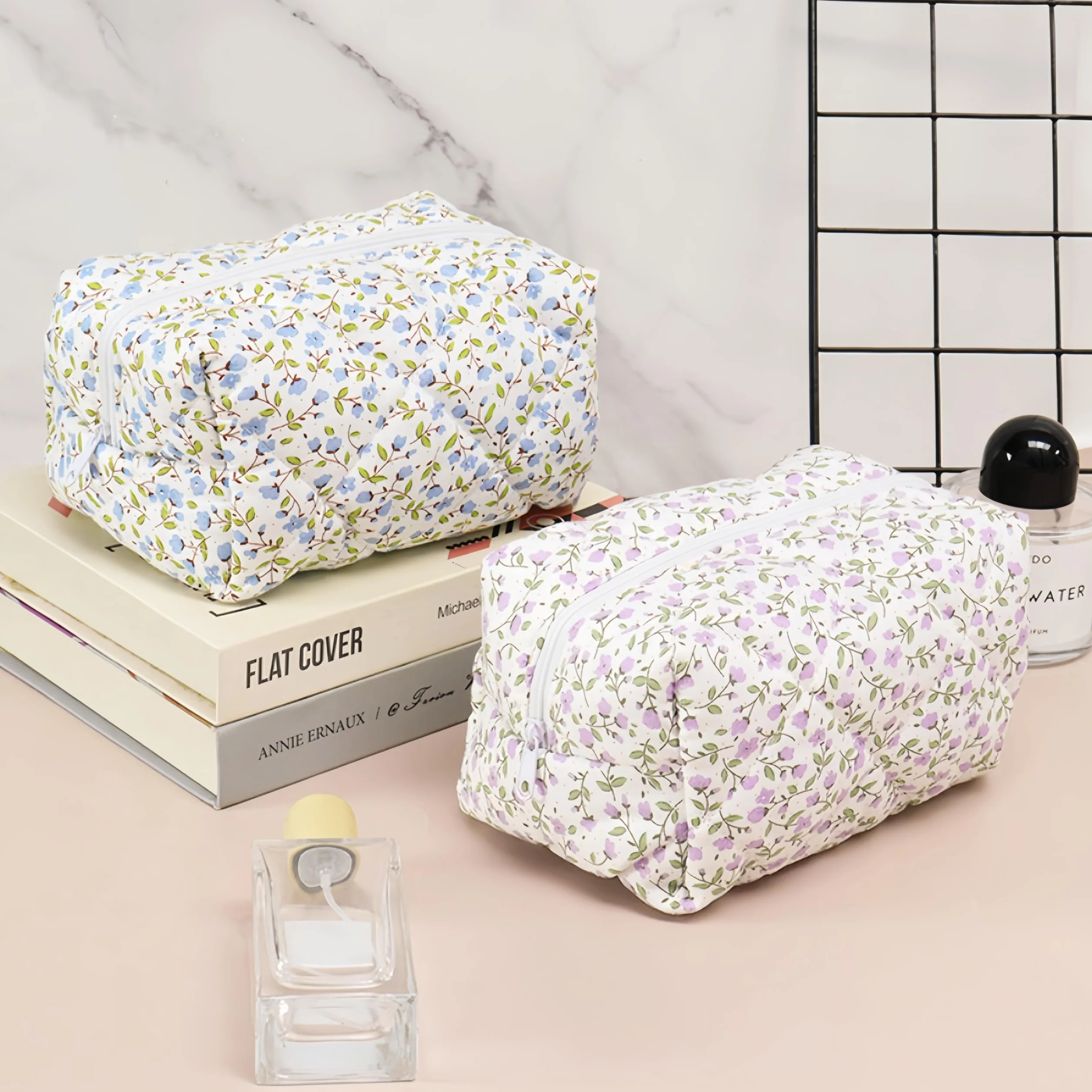 Aucuu Bolsa de cosméticos de Viaje, Bolsa de Maquillaje para Mujer, Bolsa de Aseo Acolchada para Mujer, Bolsa de cosméticos de Gran Capacidad, Bolsa de Maquillaje de algodón con Estampado Floral