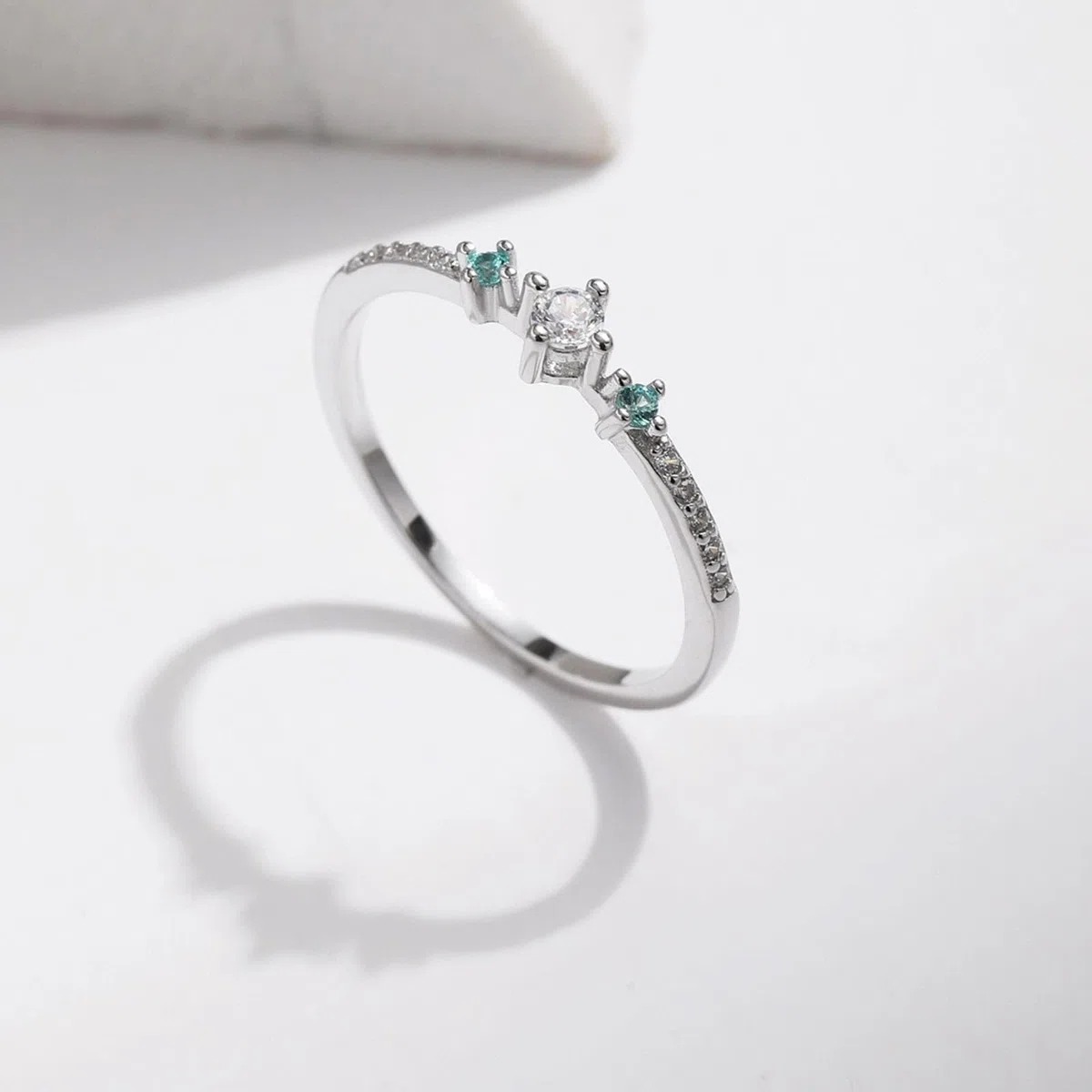 KnSam Anillo de boda de oro blanco 375 de 9 quilates, moissanit Au375 oro, delicado anillo apilable, anillo de eternidad, anillo de solicitud, joyas de oro auténtico, talla 56 (17,8), Oro blanco 375