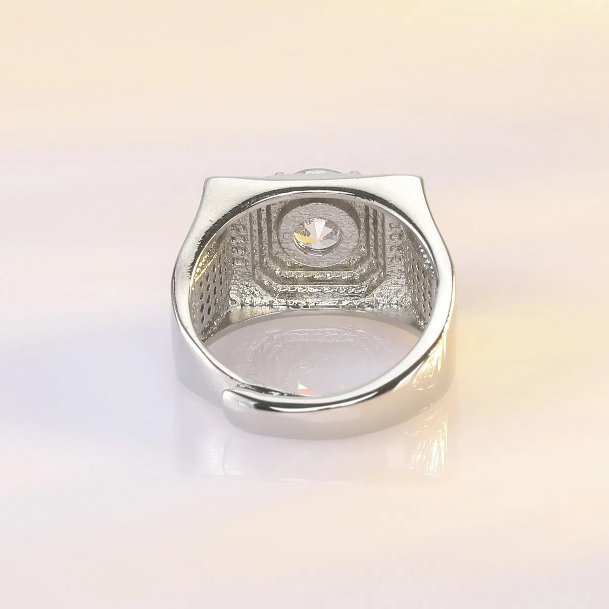 Anillos de compromiso para hombre, oro blanco de 9 quilates, 14 quilates, 18 quilates, anillo ancho de boda de 4 puntas, moissanita redonda de 2 quilates, 8 mm