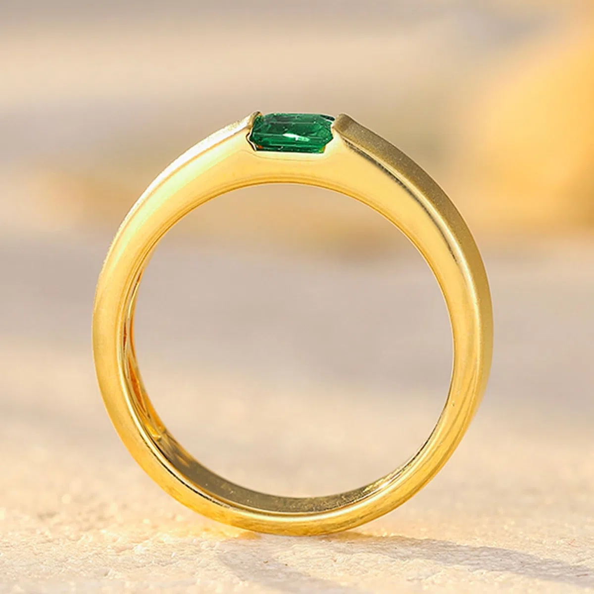 Anillo de mujer de oro auténtico, solitario con esmeralda de 0,3 quilates
