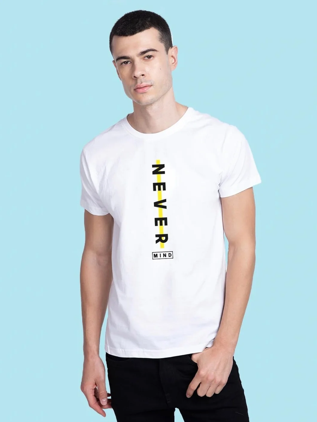 Bewakoof Camiseta estampada 100% algodón para hombre, ajuste regular, cuello redondo, media manga, blanco, 48