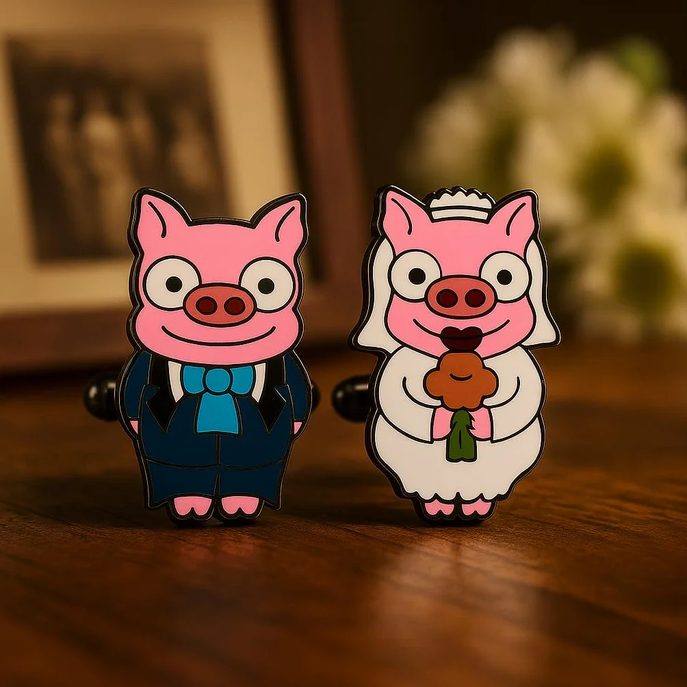 Gemelos de Cerditos Novio y Novia para Camisa Formal | Diseño divertido de pareja de cerdos para bodas, eventos formales, celebraciones, trajes y camisas elegantes