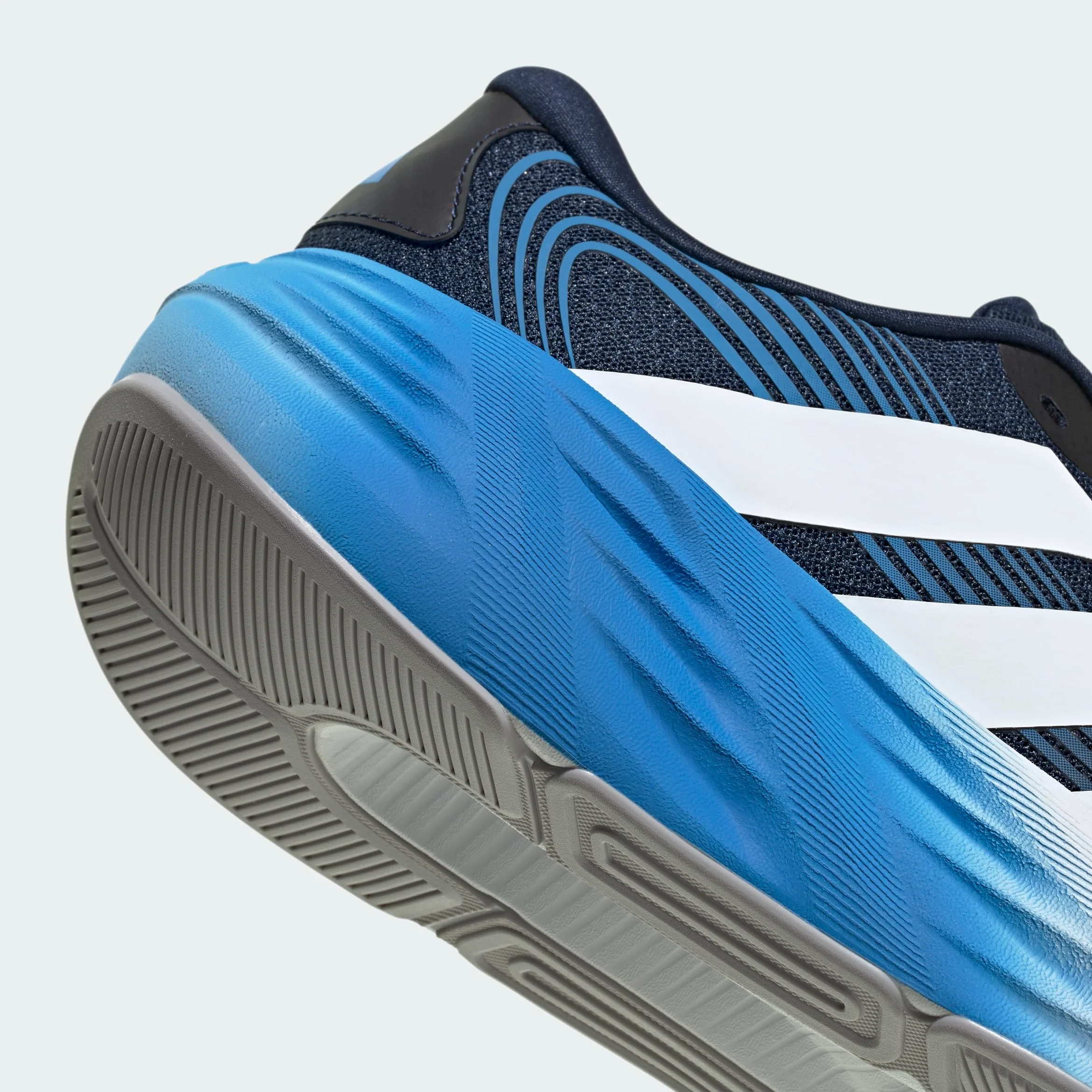 adidas Men's Galaxy 8 M
