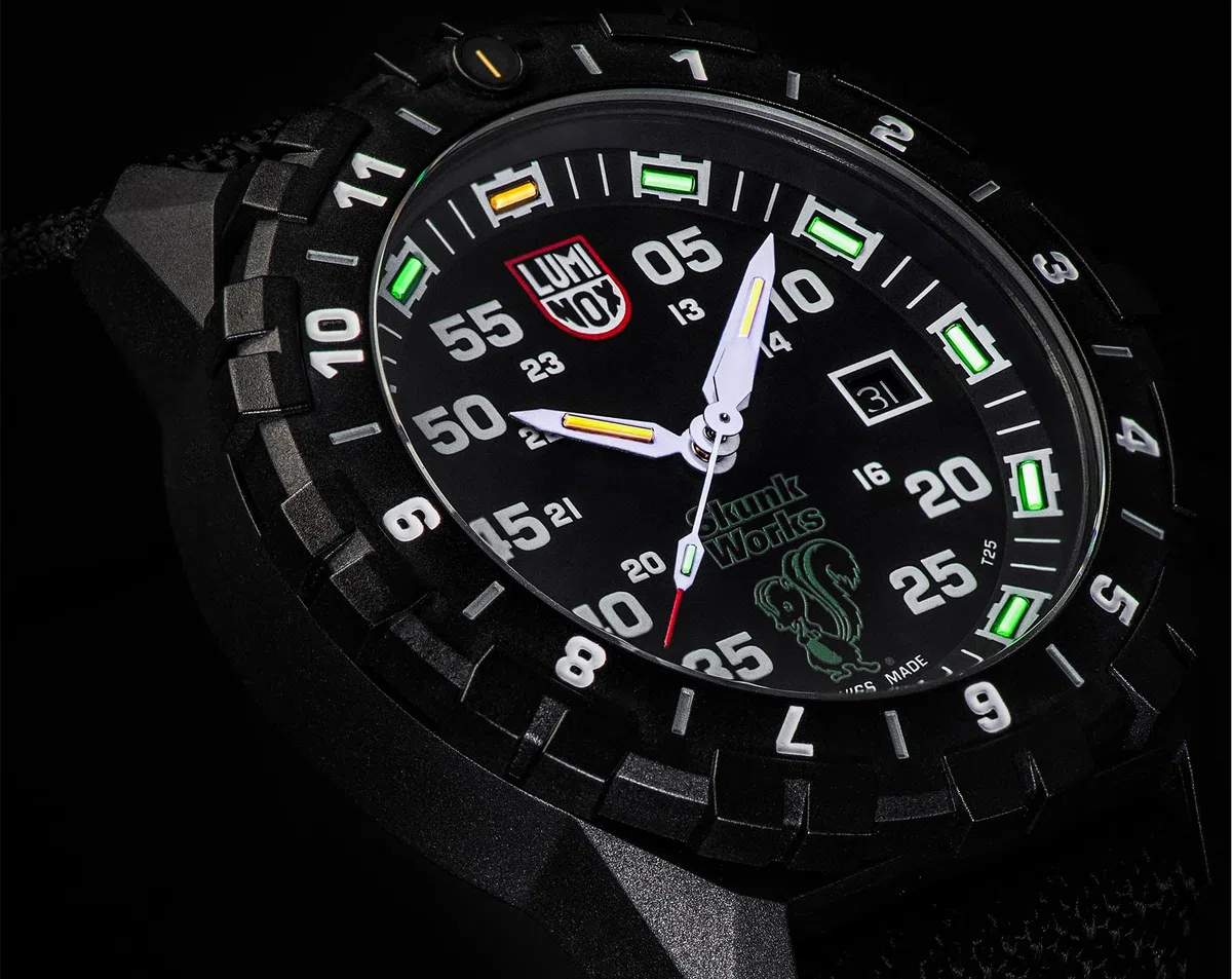 Luminox Reloj analógico de Cuarzo para Hombre con Correa de plástico XA.6442.H.Set