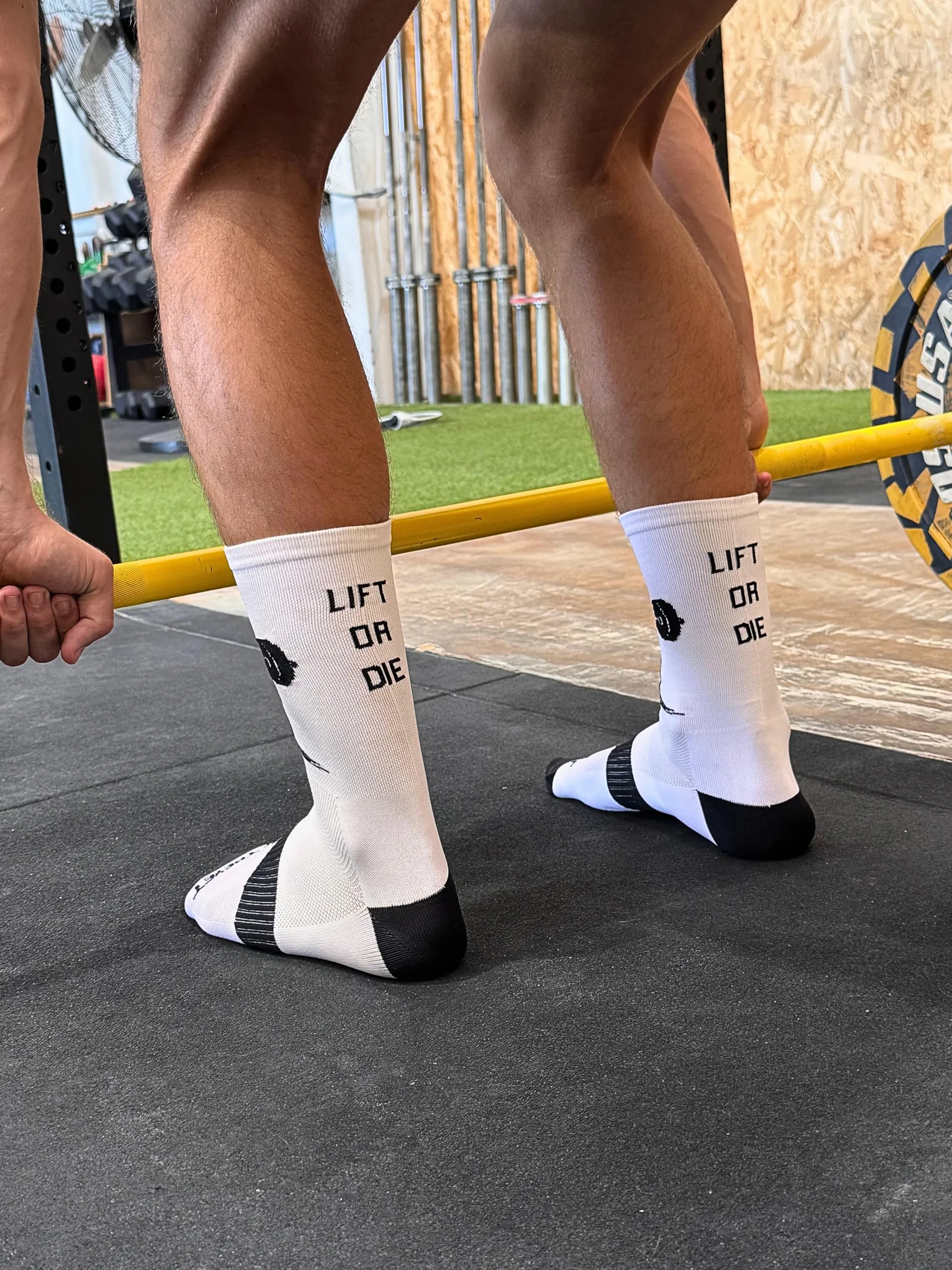 Theyet Calcetines Crossfit Deporte Unisex Técnicos Transpirables Compresivos Cómodos Talla 39-45