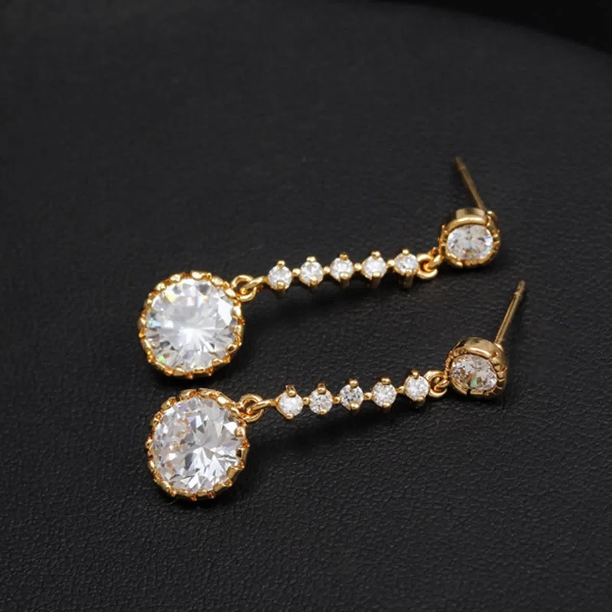 AMDXD Pendientes de oro de 18 quilates Au750, pendientes clásicos con moissanita, oro amarillo 750, pendientes de moissanita, estilo Art Nouveau