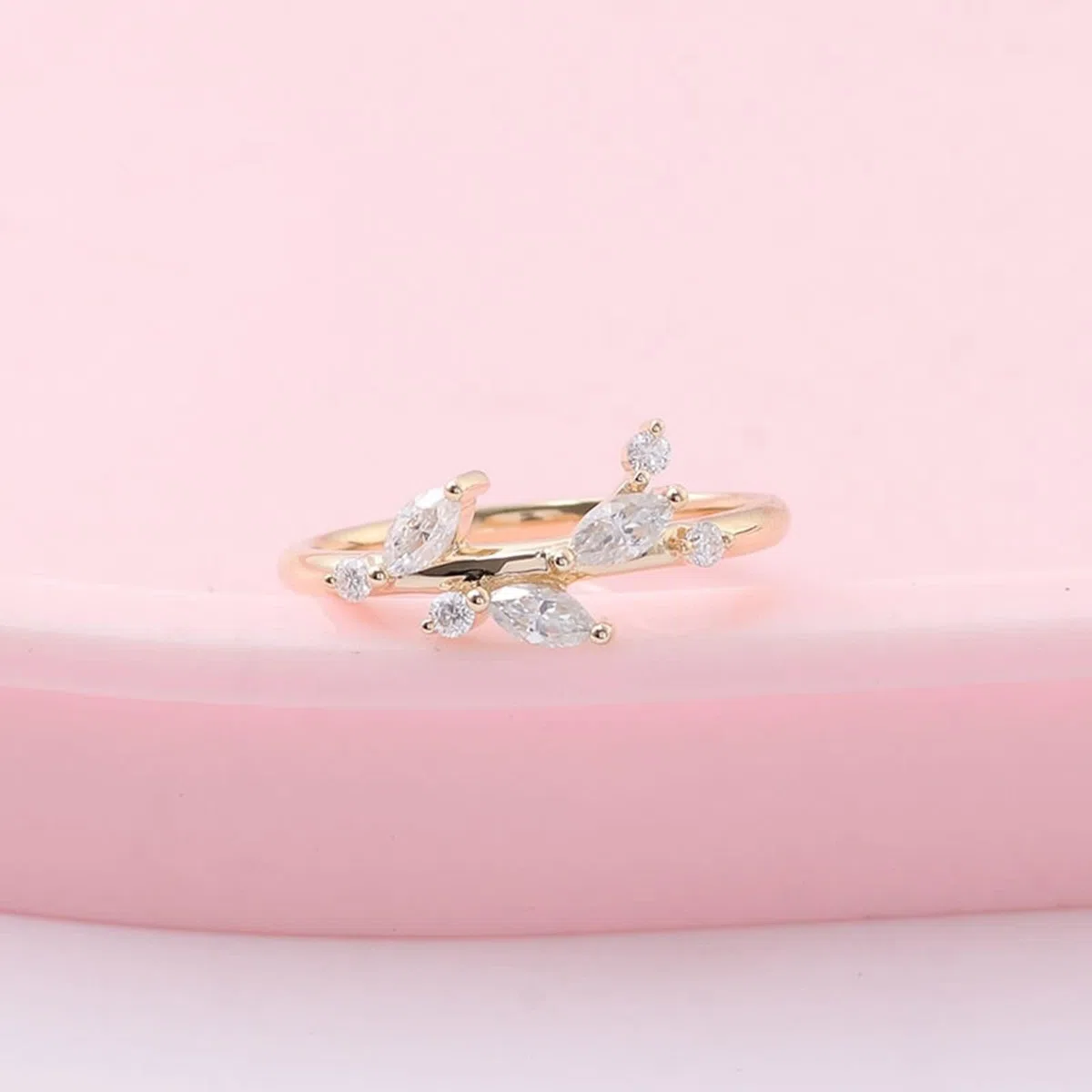 Anillo de graduación, anillo de boda de oro amarillo de 9 quilates, blanco, marquesa y moissanita, apilable para mujer, para el día de San Valentín, anillos de novia para mujer