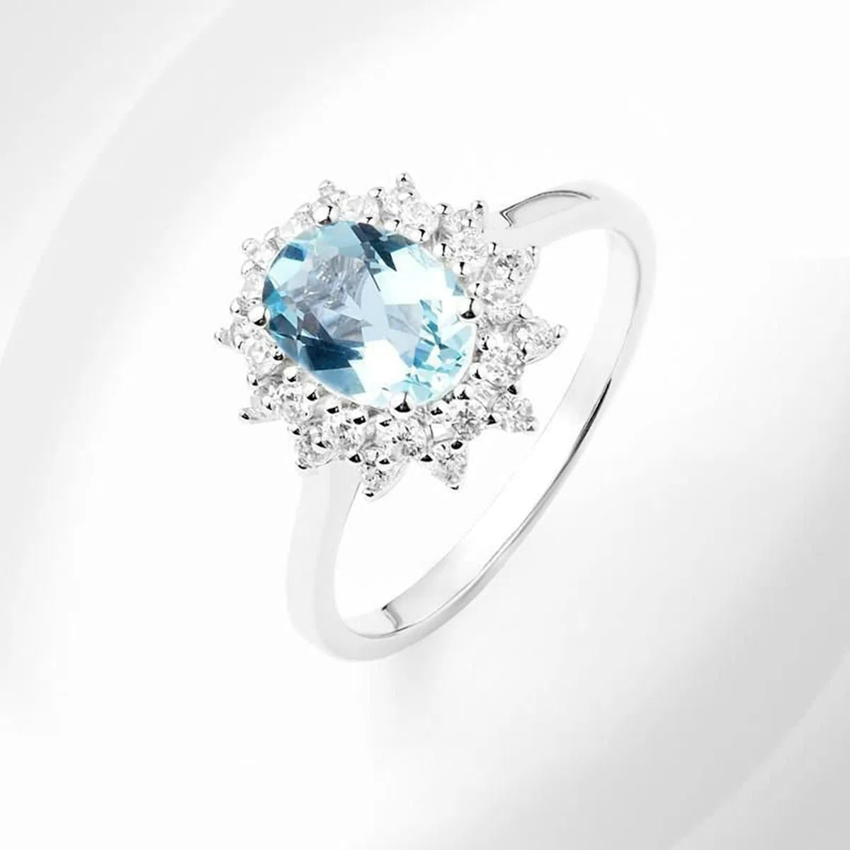 Anillo de boda para mujer, anillo de boda gótico con aguamarina ovalada y diamantes de oro blanco