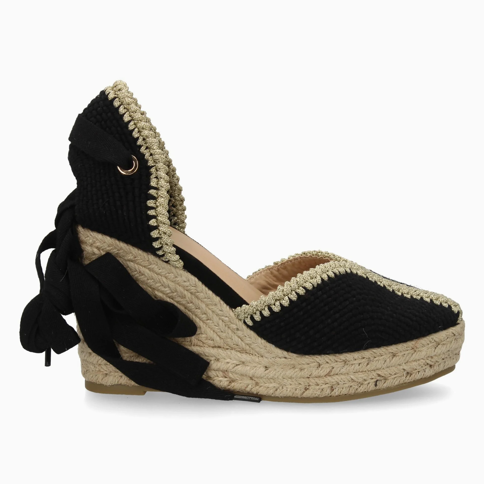 shoes&blues.es Alpargata de Mujer con Ribete Decorativo destaca por su Altura con Cuna Acolchada de Esparto. Cierre de Cintas. Un Modelo Comodo y Ligero para Verano.